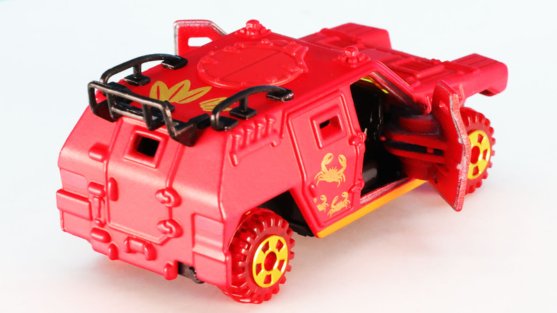 アクション：サスペンション