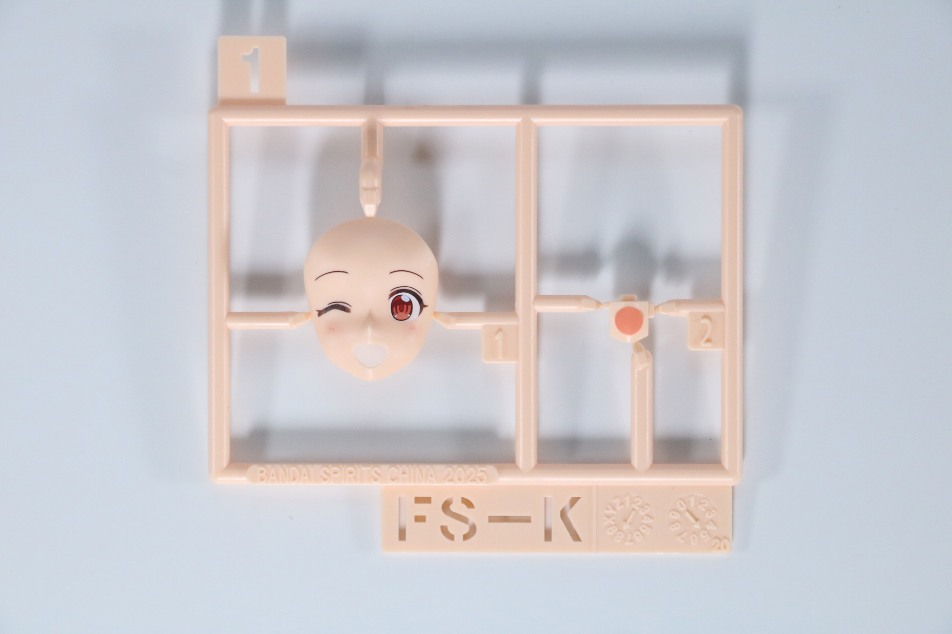 FS-K1ランナー。園田智代子のフェイスパーツ その1