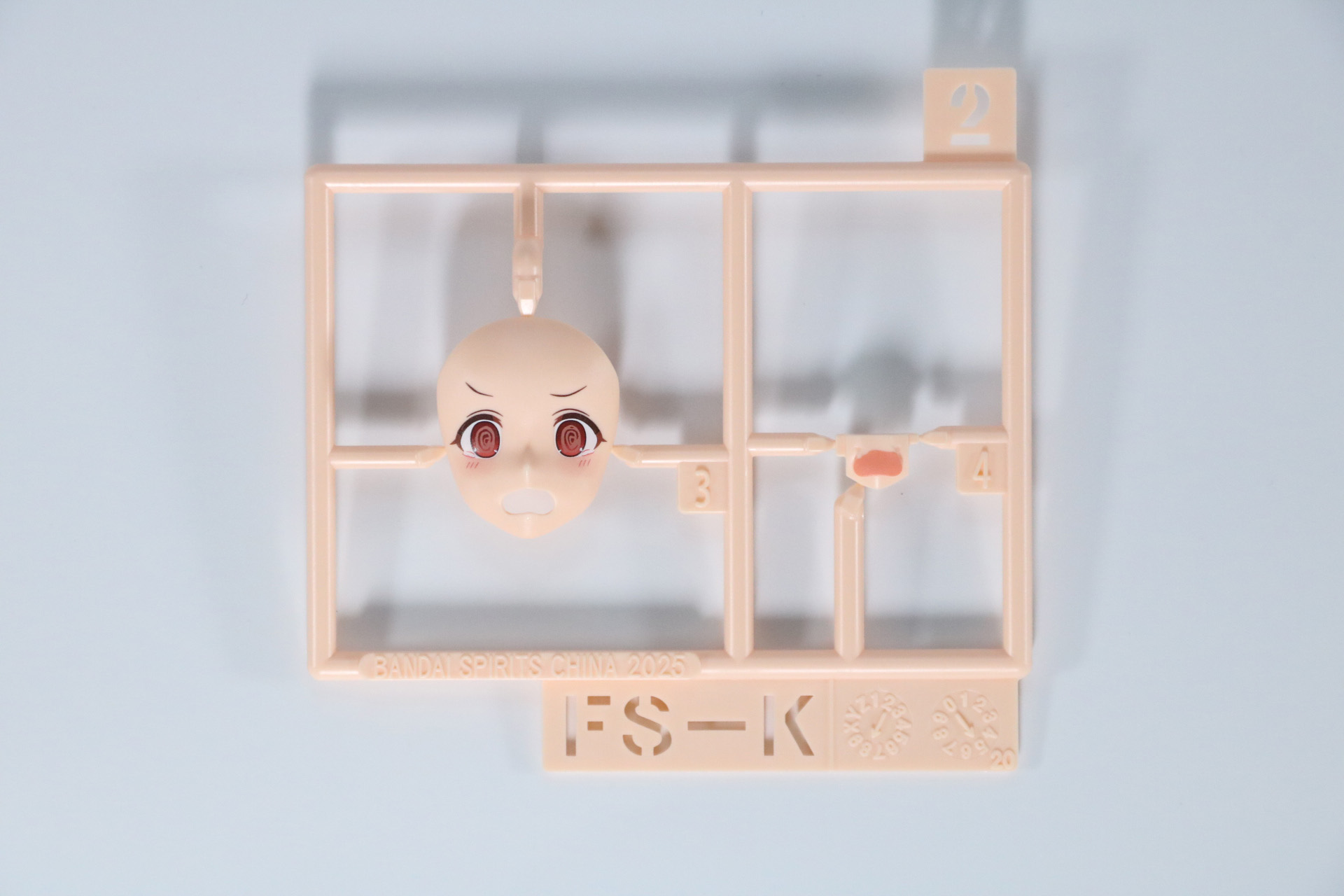 FS-K2ランナー。園田智代子のフェイスパーツ その2