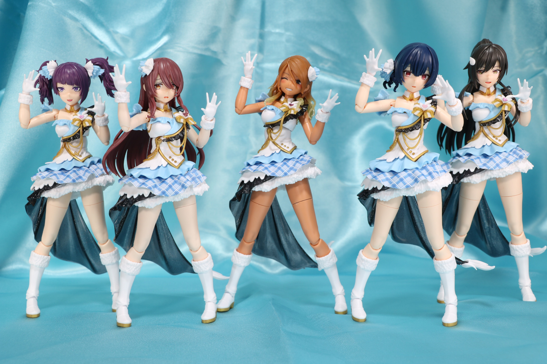 田中摩美々、大崎甜花、和泉愛依、杜野凛世、白瀬咲耶によるシャッフルユニット