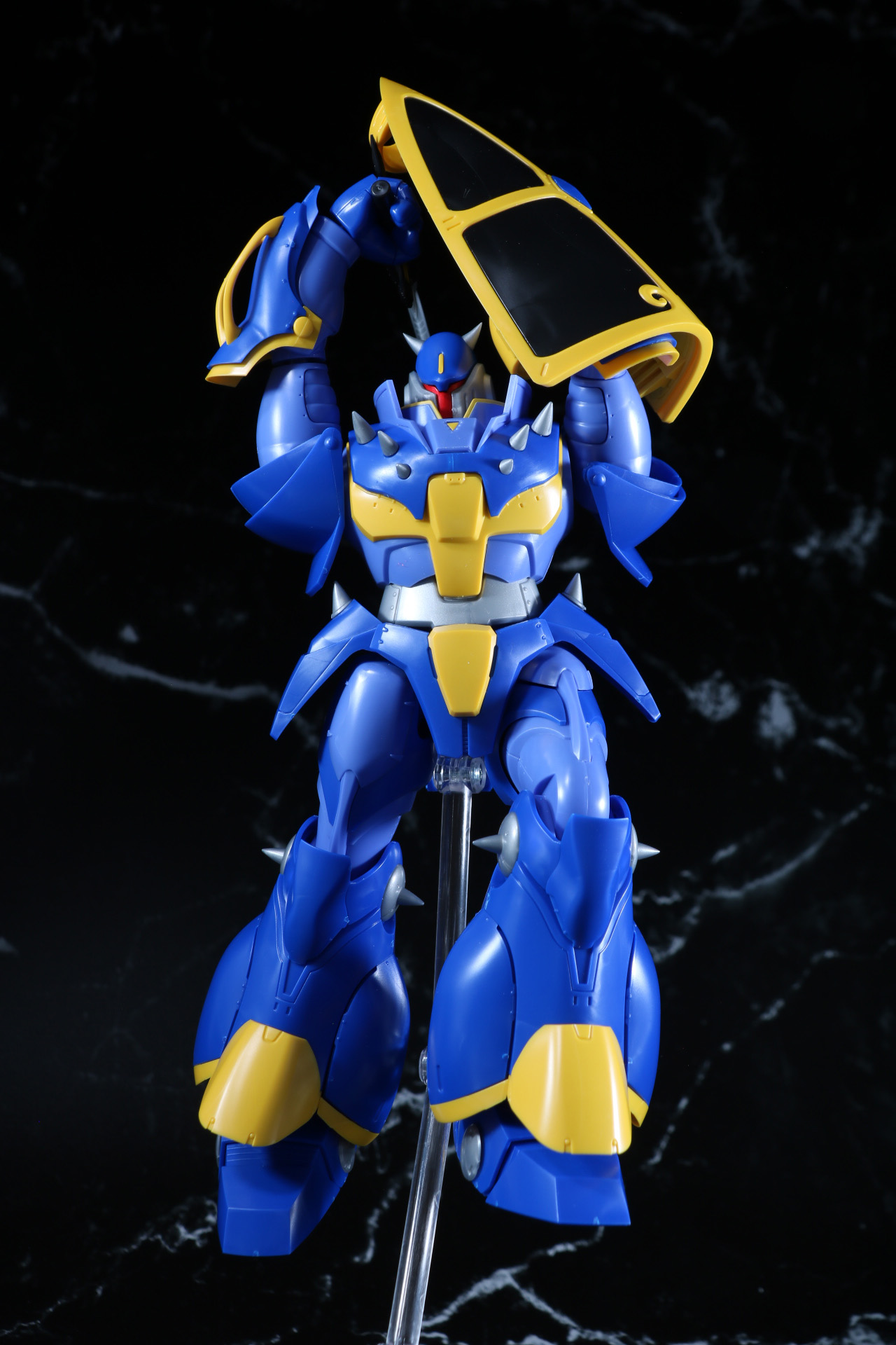 別売りの「THE シンプルスタンド」と合わせれば跳躍ポーズも表現できる