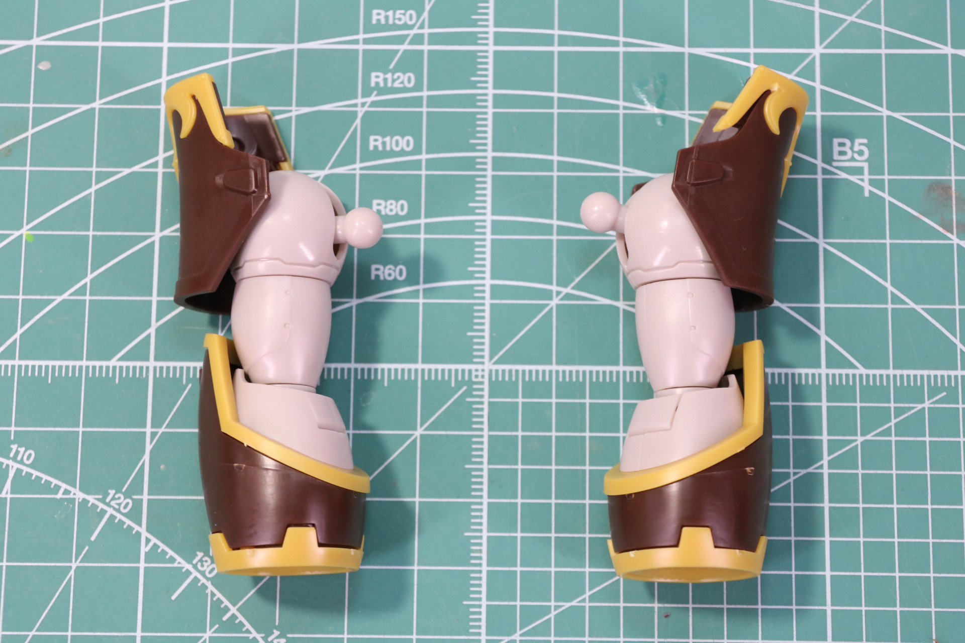 腕部の組み立て