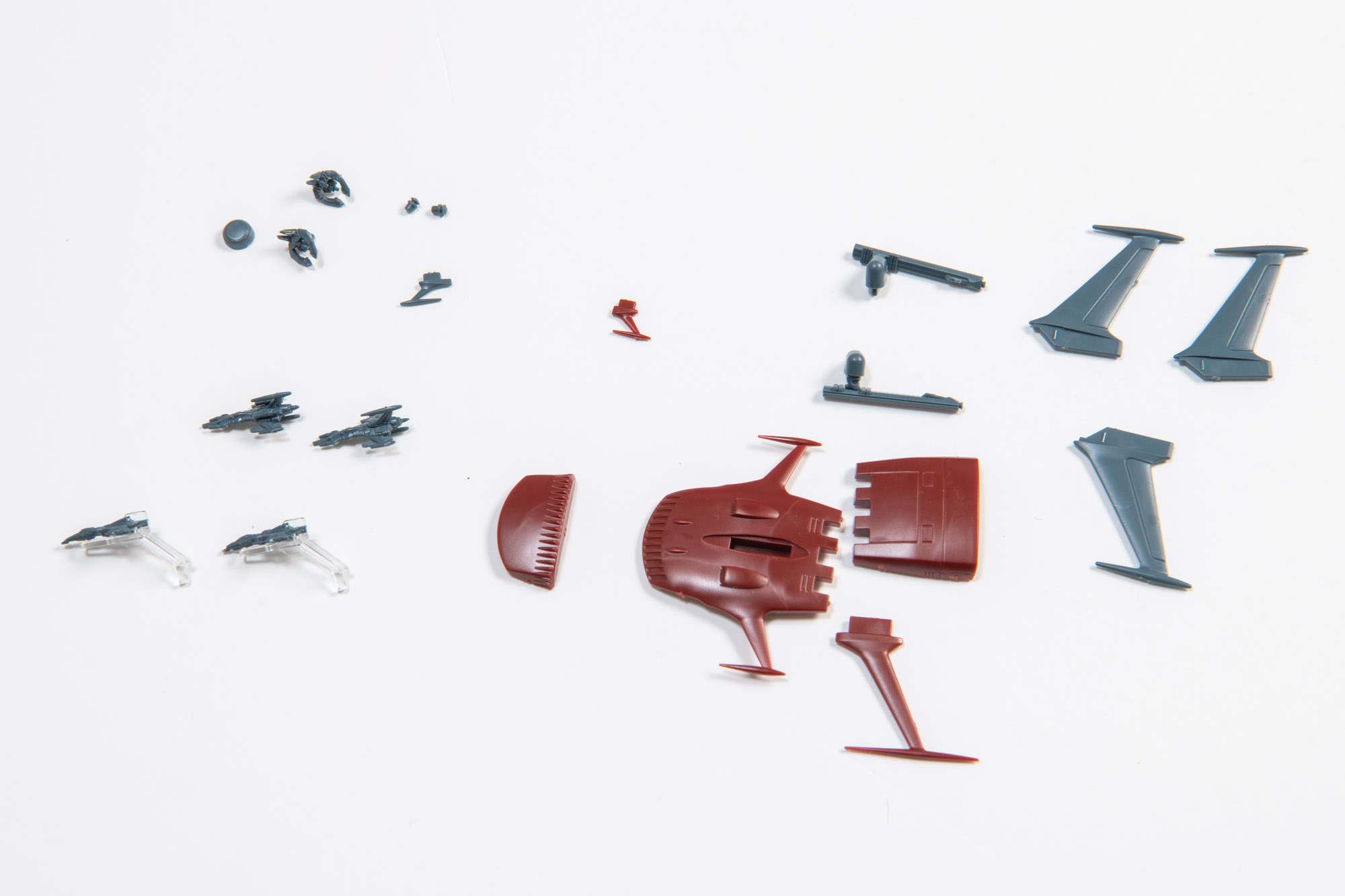 残りの細かい兵装を付け加えたら完成となる。