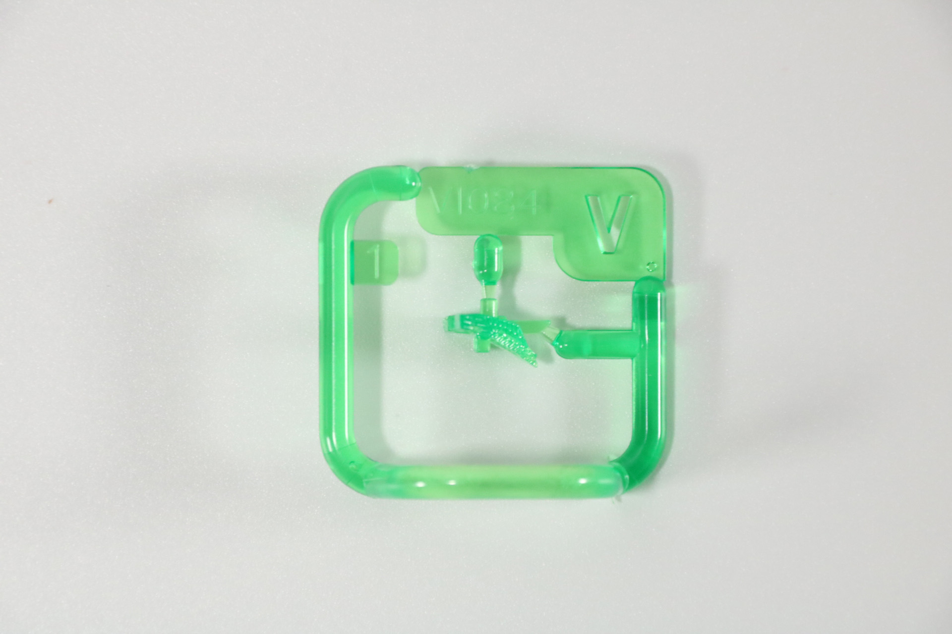 パーツU×2、パーツV