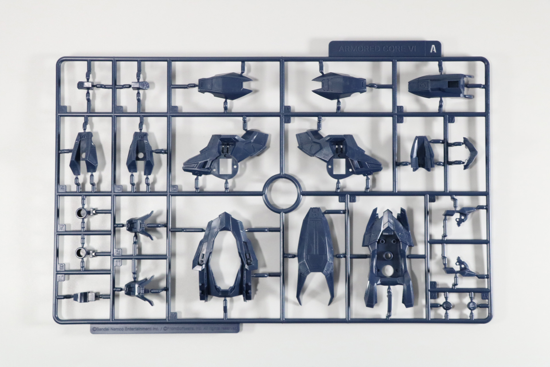 パーツA、パーツB