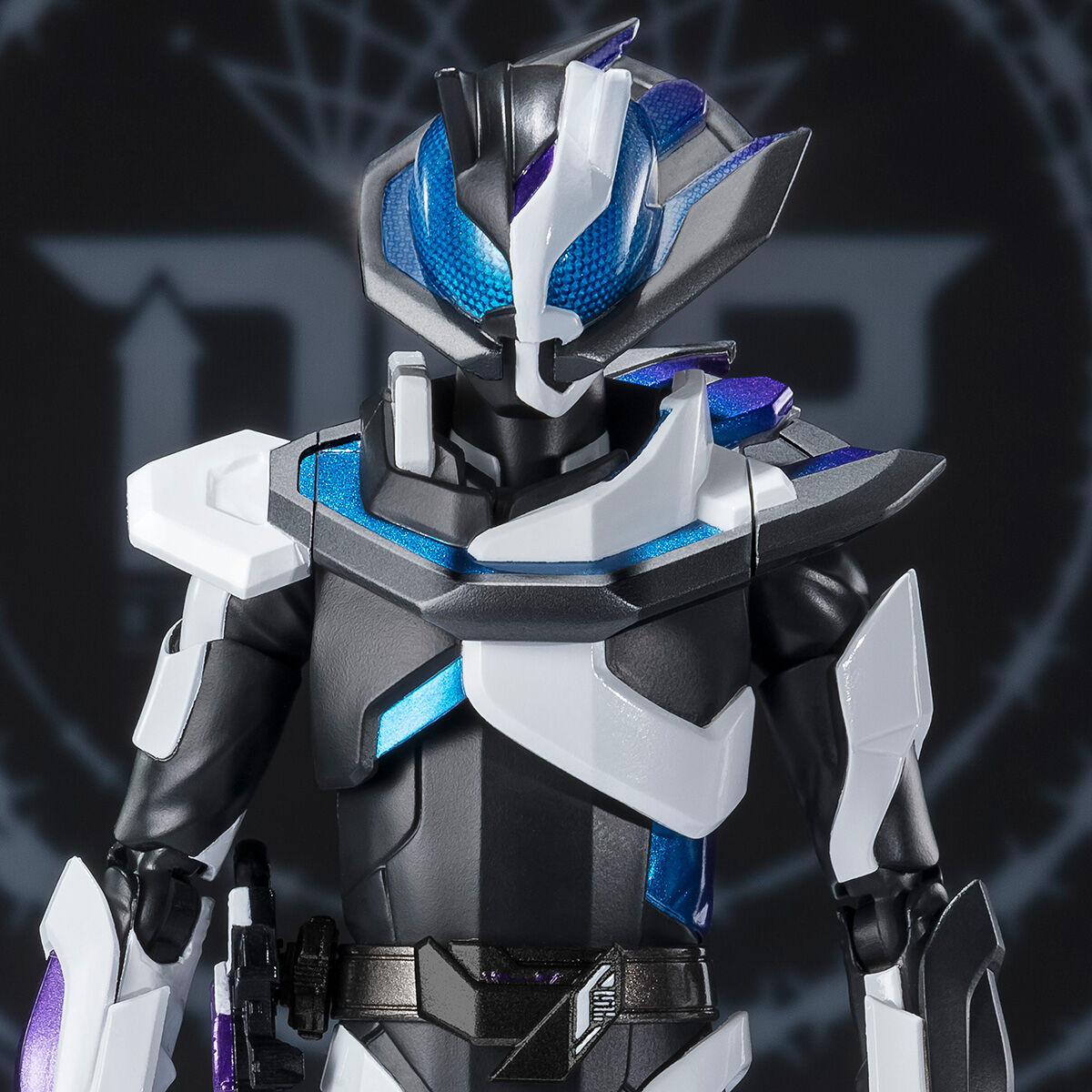 「S.H.Figuarts 仮面ライダージーン」