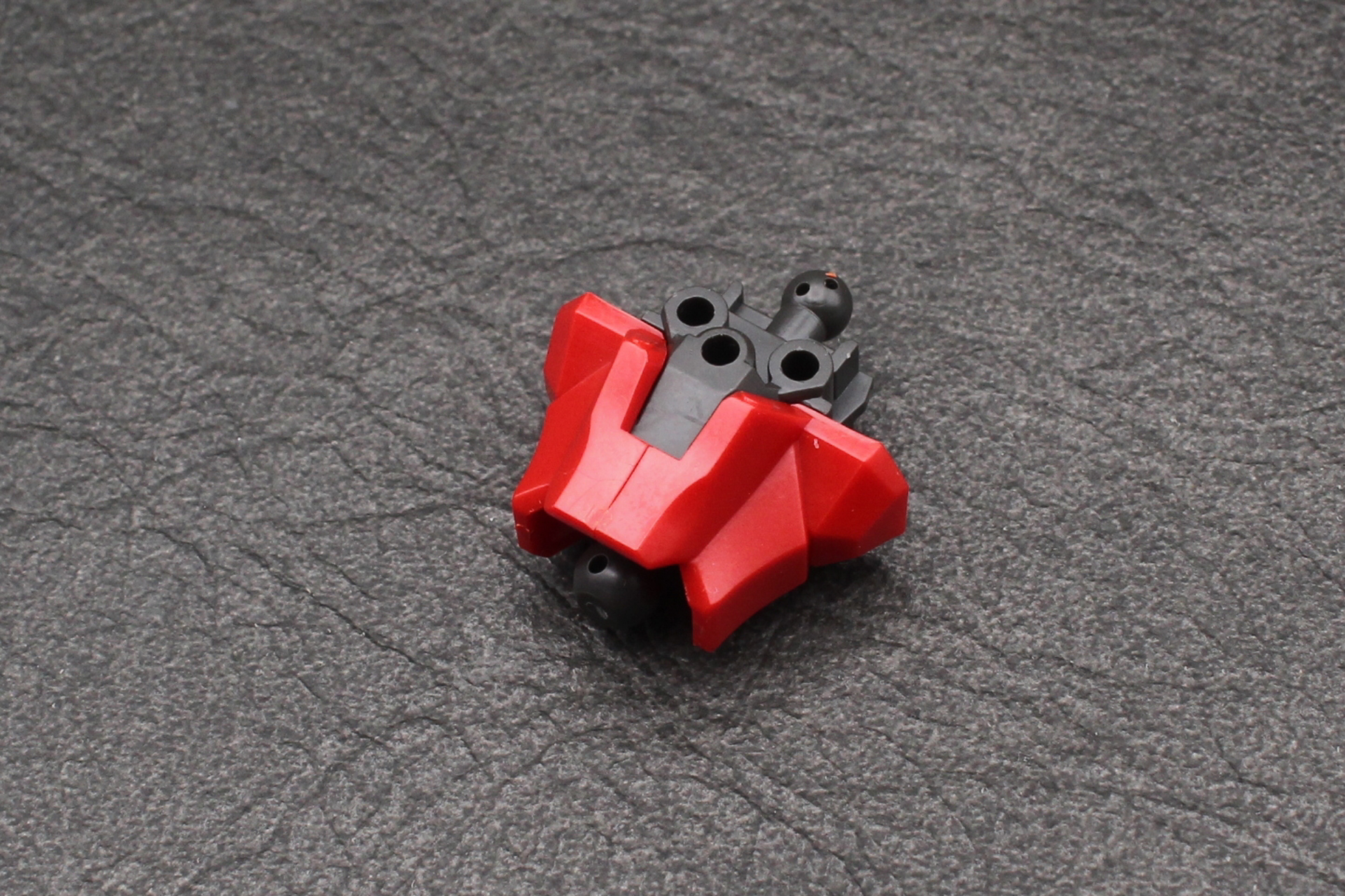 胸部を組み立てる