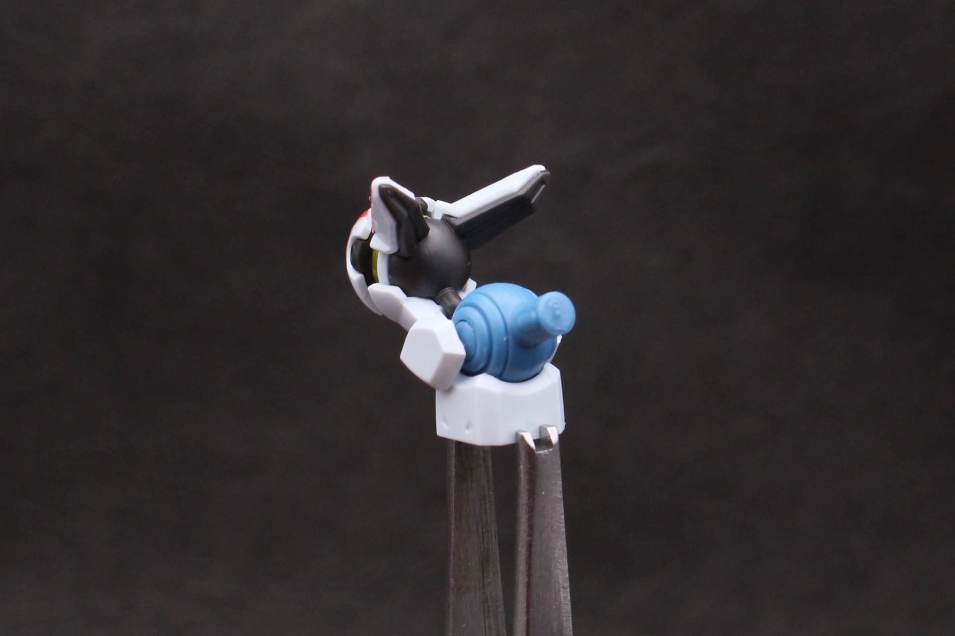 アーマーにジョイントを取り付ける