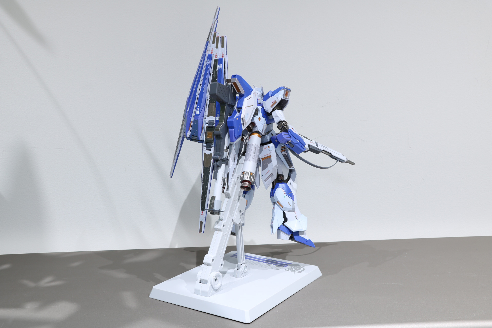 「METAL BUILD Hi-νガンダム［METAL BUILD EXPO］」のパッケージも公開