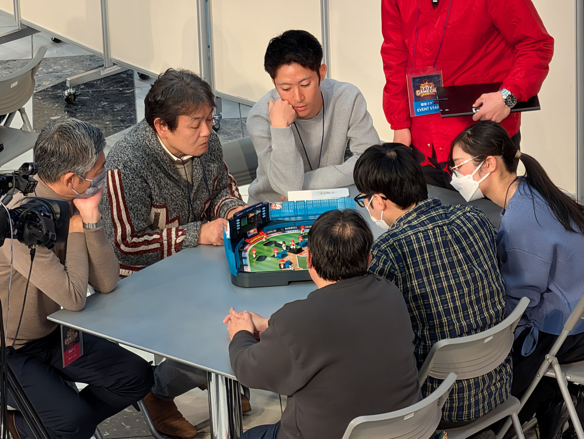 もう片方の準決勝1戦目、「サターン's」と「大仏ッキー」の「野球盤3Dエース スーパーコントロール」による対戦も同点という激闘の展開