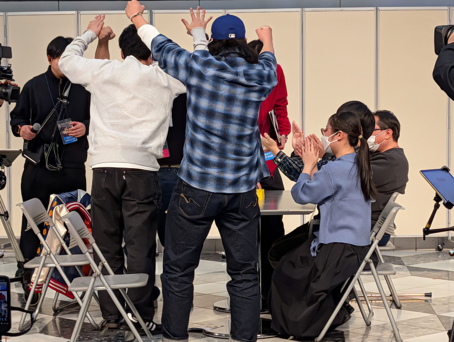 最終ゲームは「ストライク」だが、スピーディーな展開で一気に相手ダイスを奪い去った「ひしんたい」が勢いのまま連勝して一気に優勝を決めた！