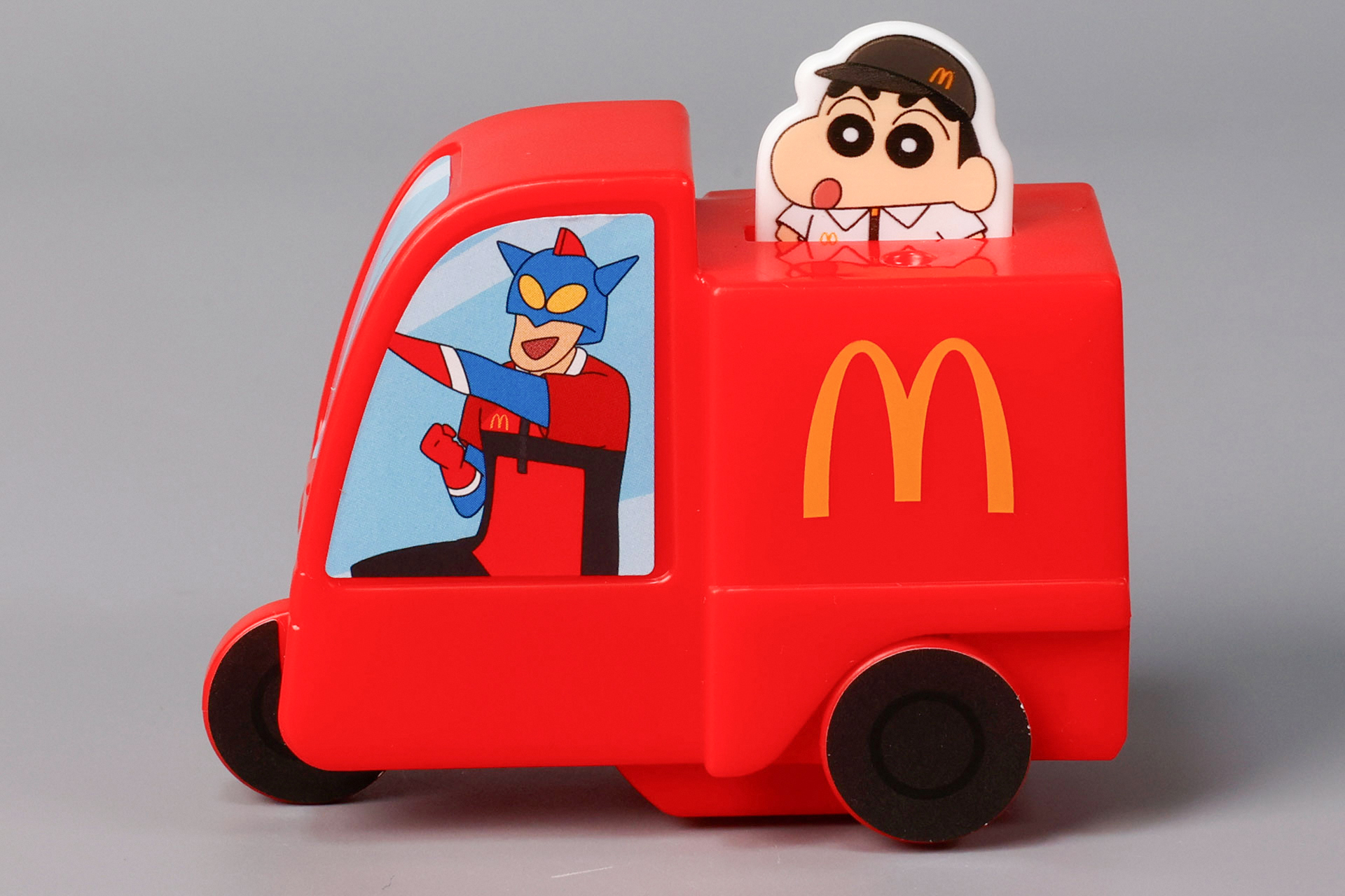 ドライバーはアクション仮面！？