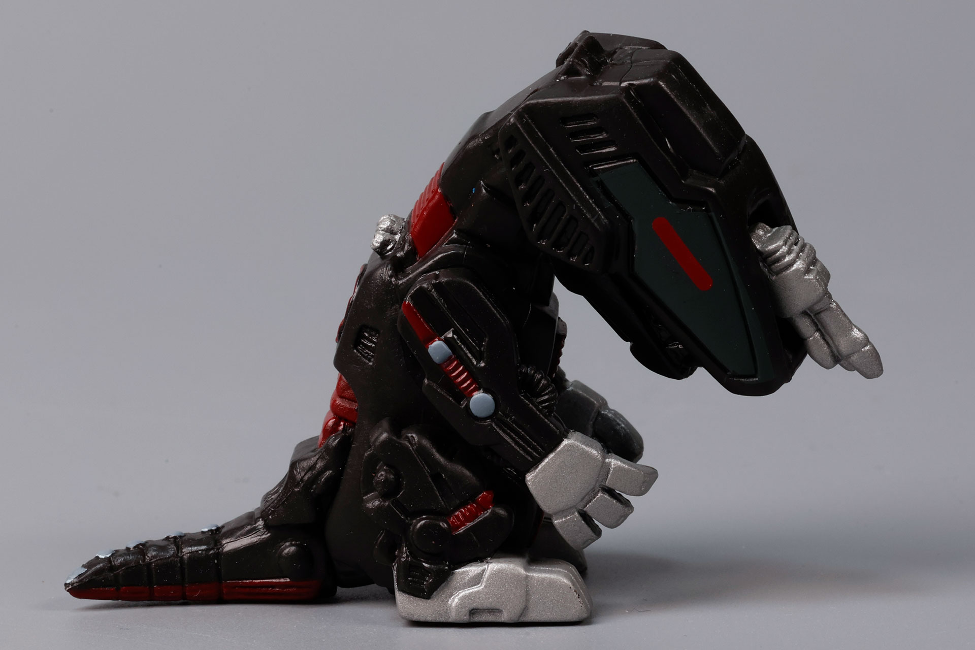 パーツごとに細かく塗り分けられている