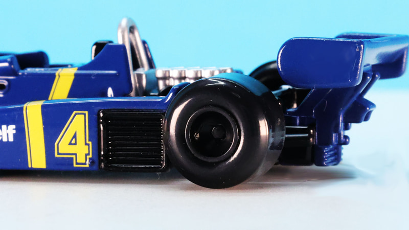 リアタイヤの迫力！