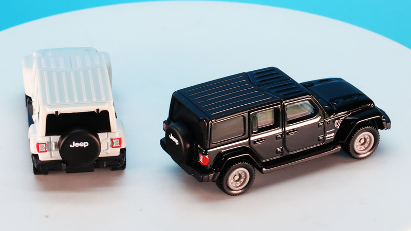 川辺などでキャンプするのにもうってつけのクルマです