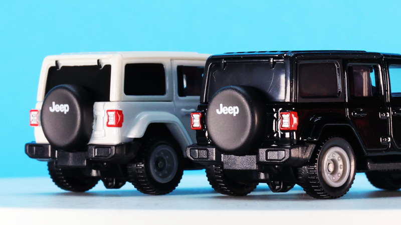 並んでいるとラングラーオーナーがツーリングしているかのようです