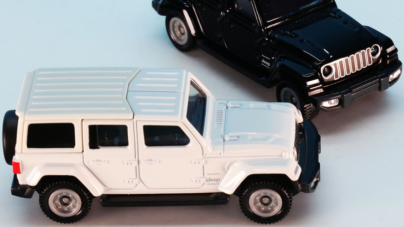 ルーフの上のディテールも再現されています