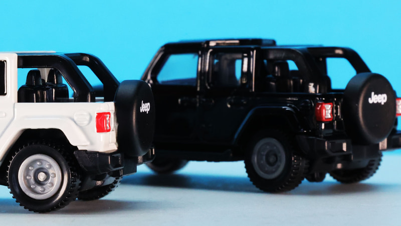 ハードトップ脱着のアクションがあります！