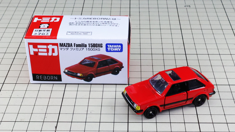 カラー：レッド