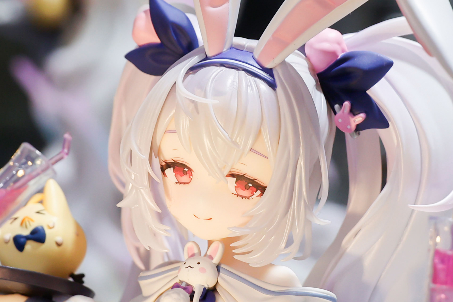 今回展示されていたのは、微笑んでいる表情パーツをつけたものだ