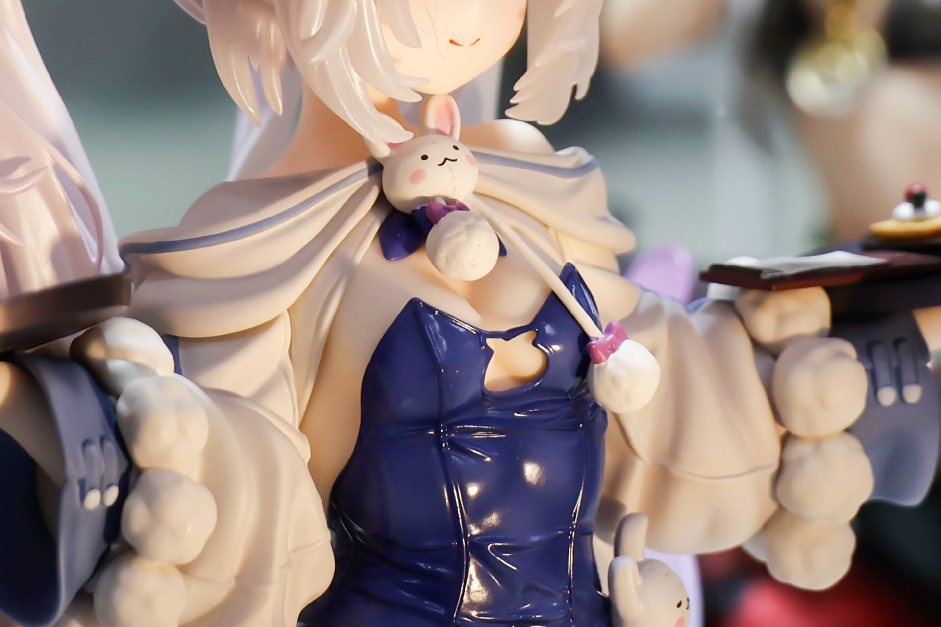 衣装の光沢のある質感もよく出ている