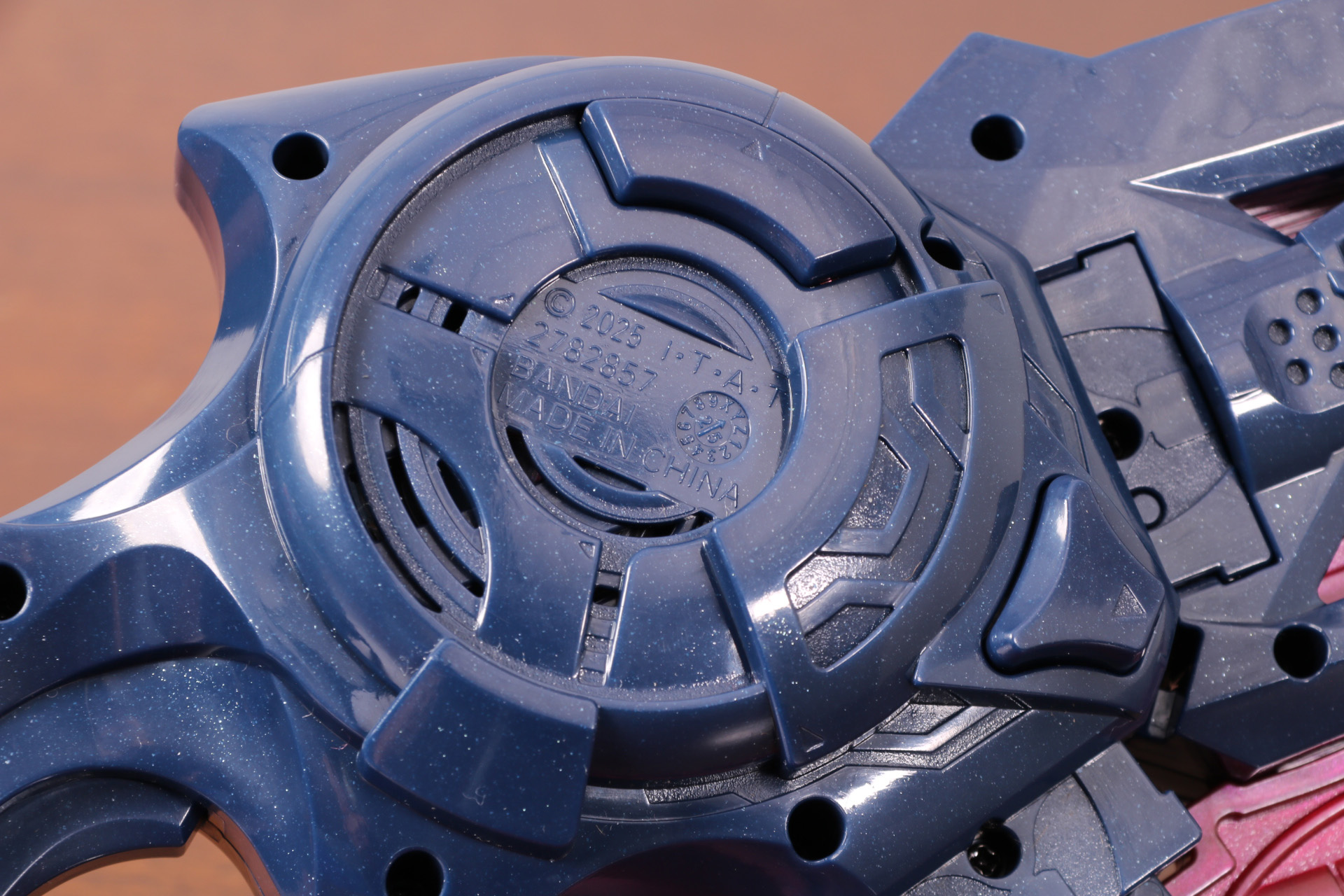 グリップに電池ボックスがある