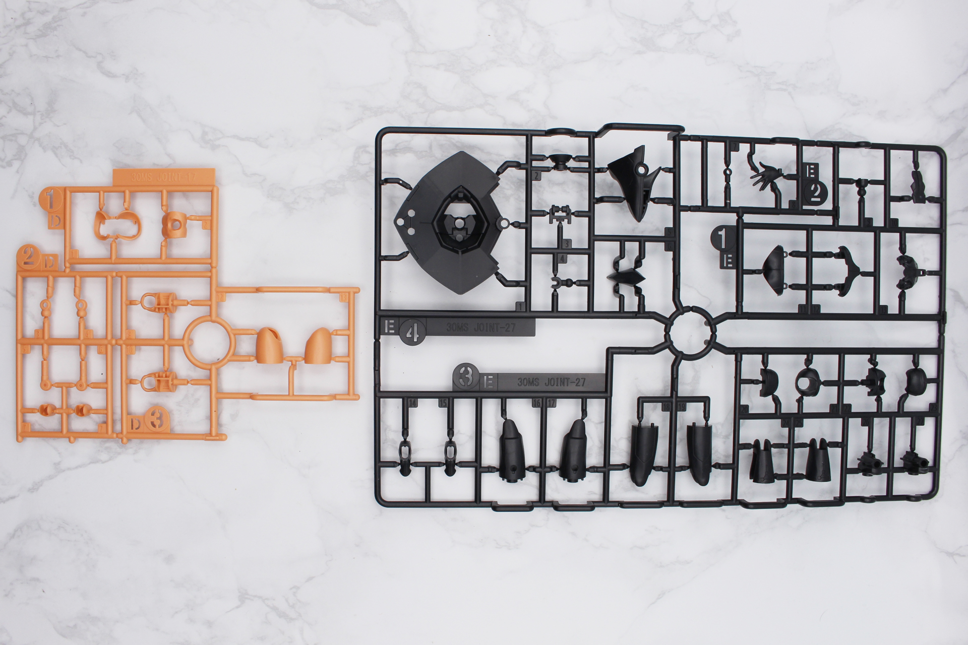 Dパーツ、Eパーツ