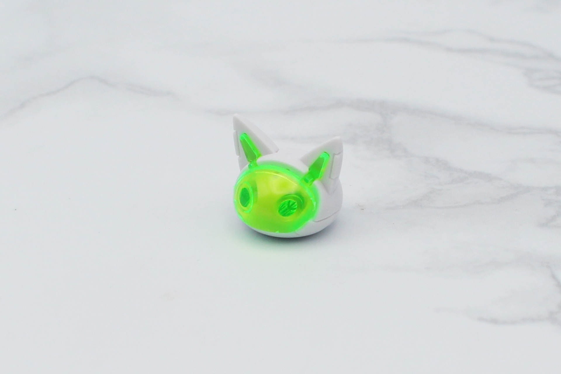 杖の飾りを組み立てる