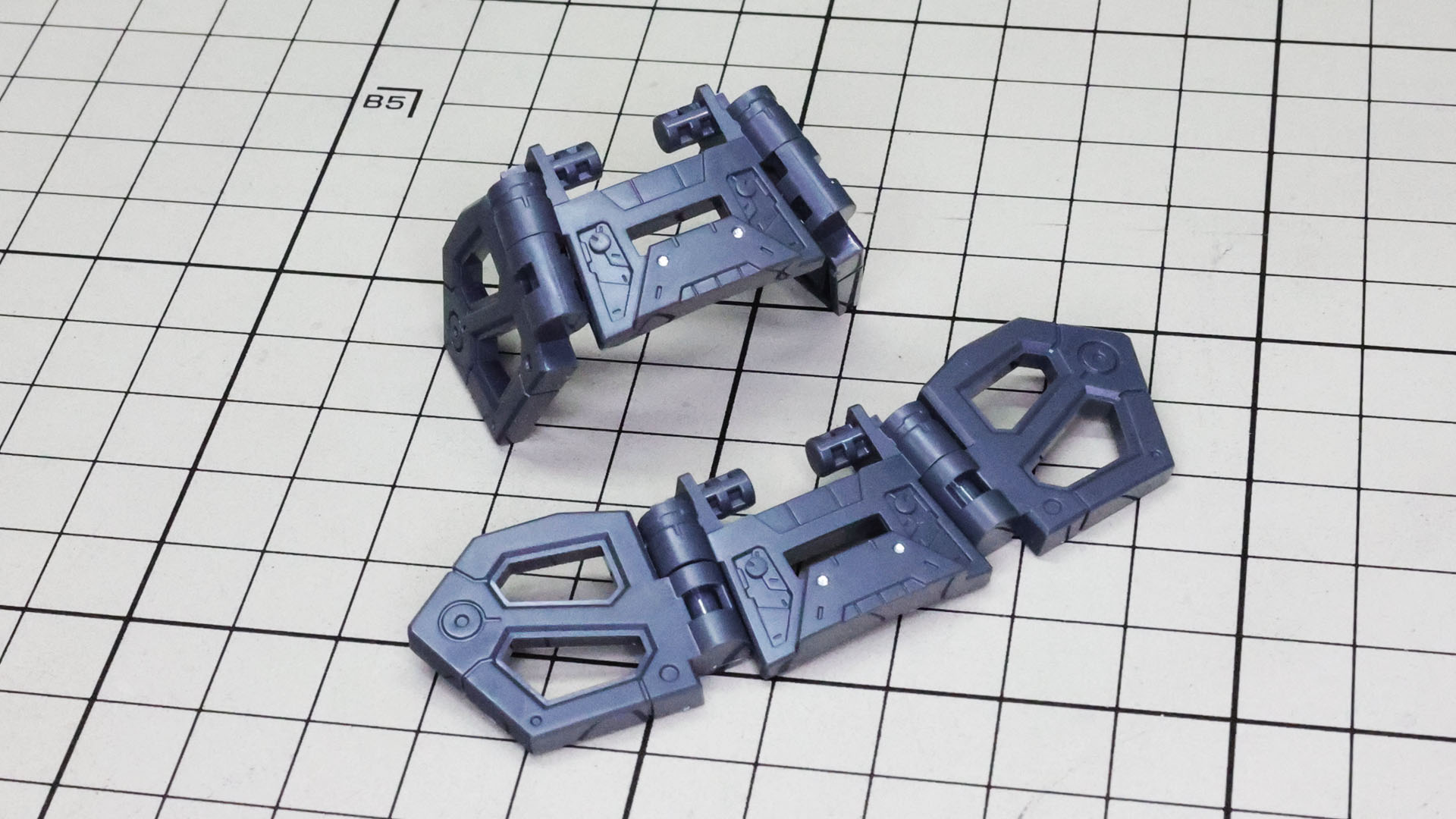 ここにもメタリック3Dシールが貼られて完成です