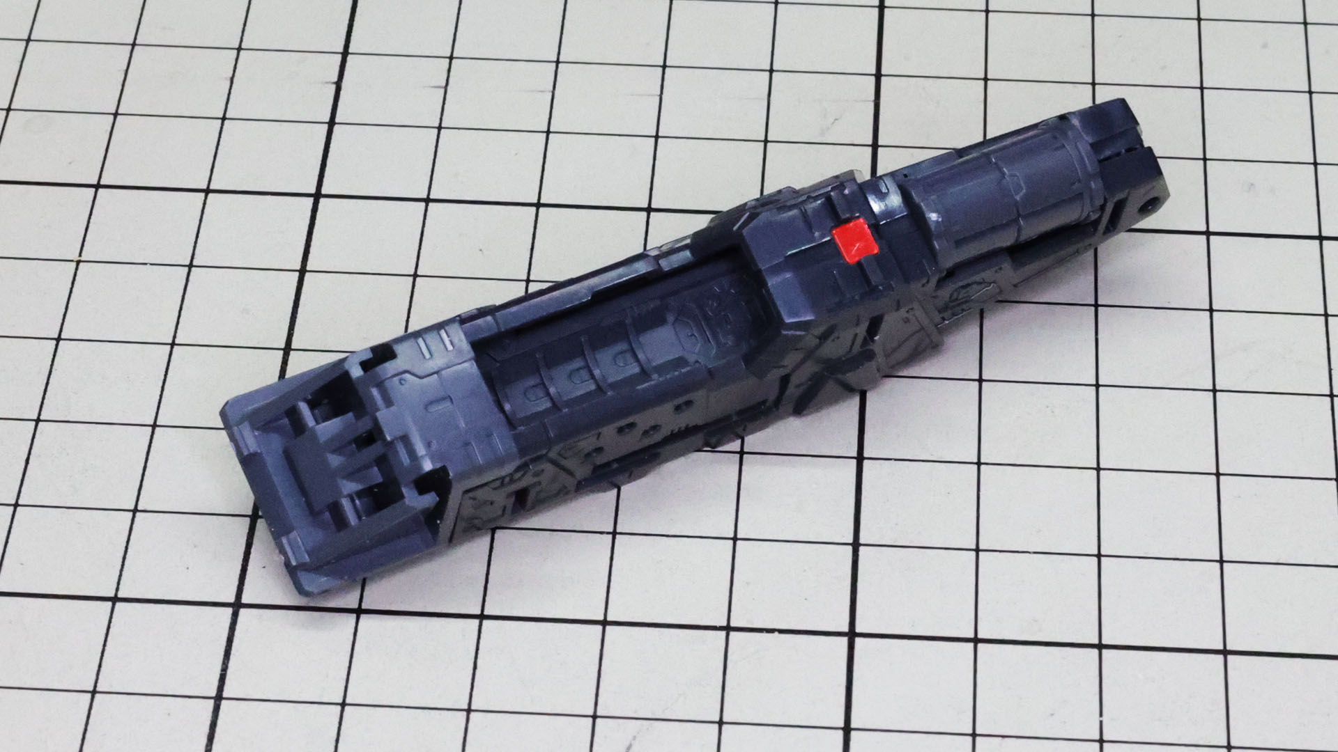 これにもメタリック3Dシールを貼ります
