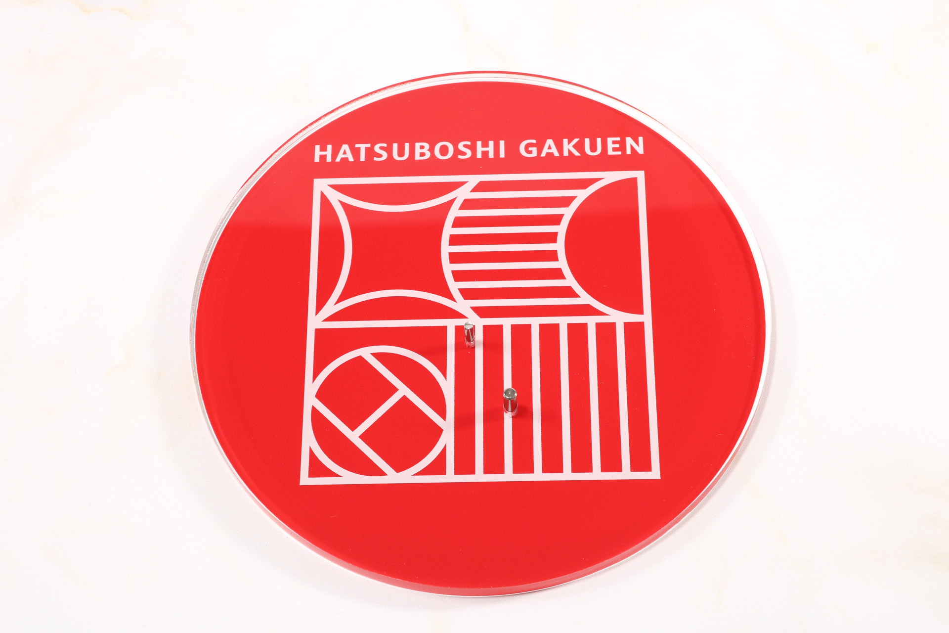 台座、フィギュア本体と左手首