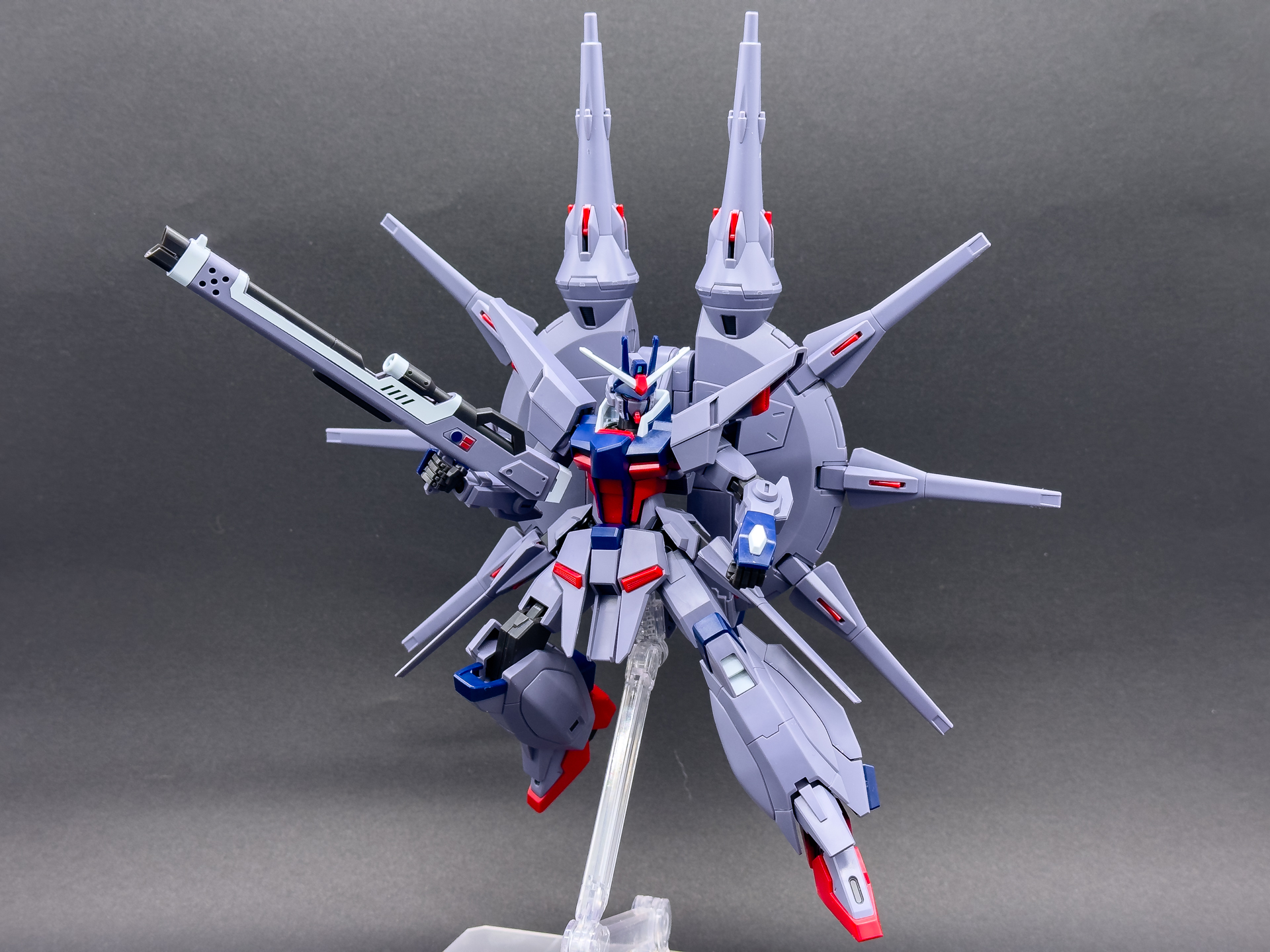 アクションベースを使用することで空間戦闘をイメージしたポージングもできます。