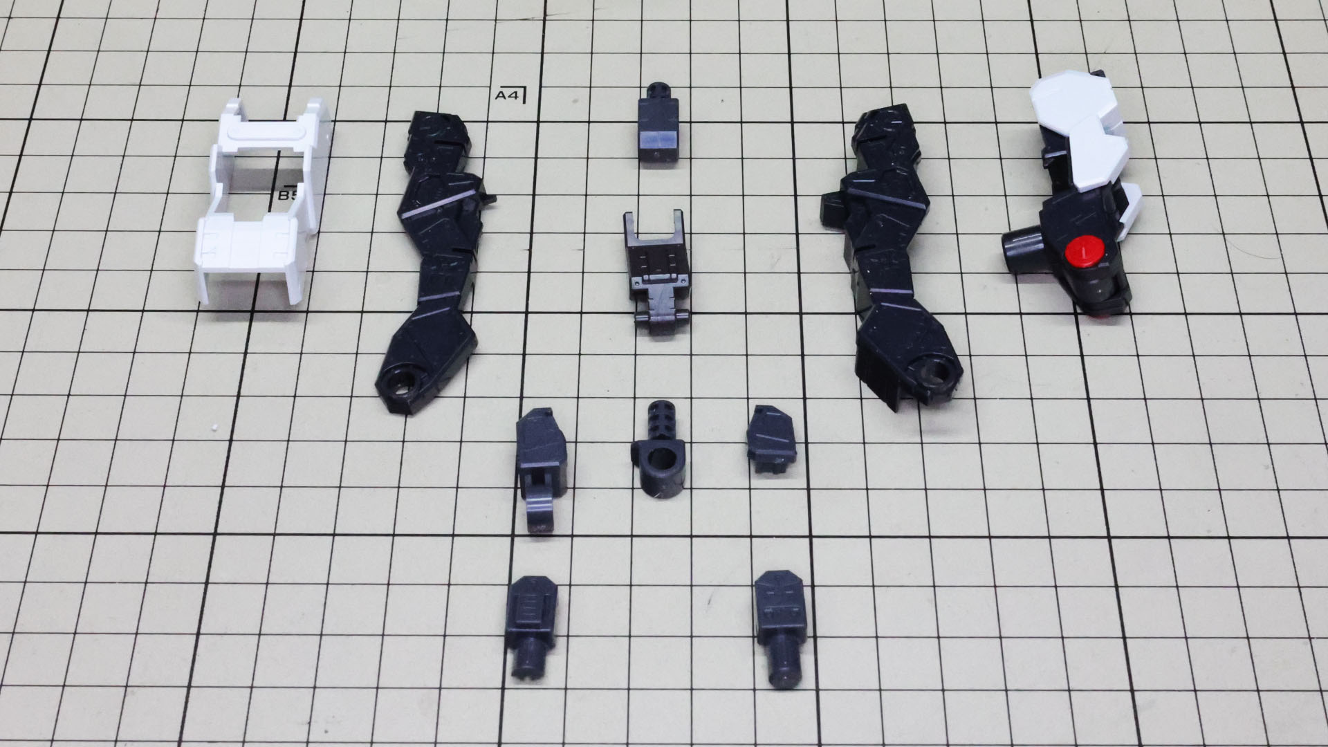 サポートアームはさらに大きな部分になっていきます