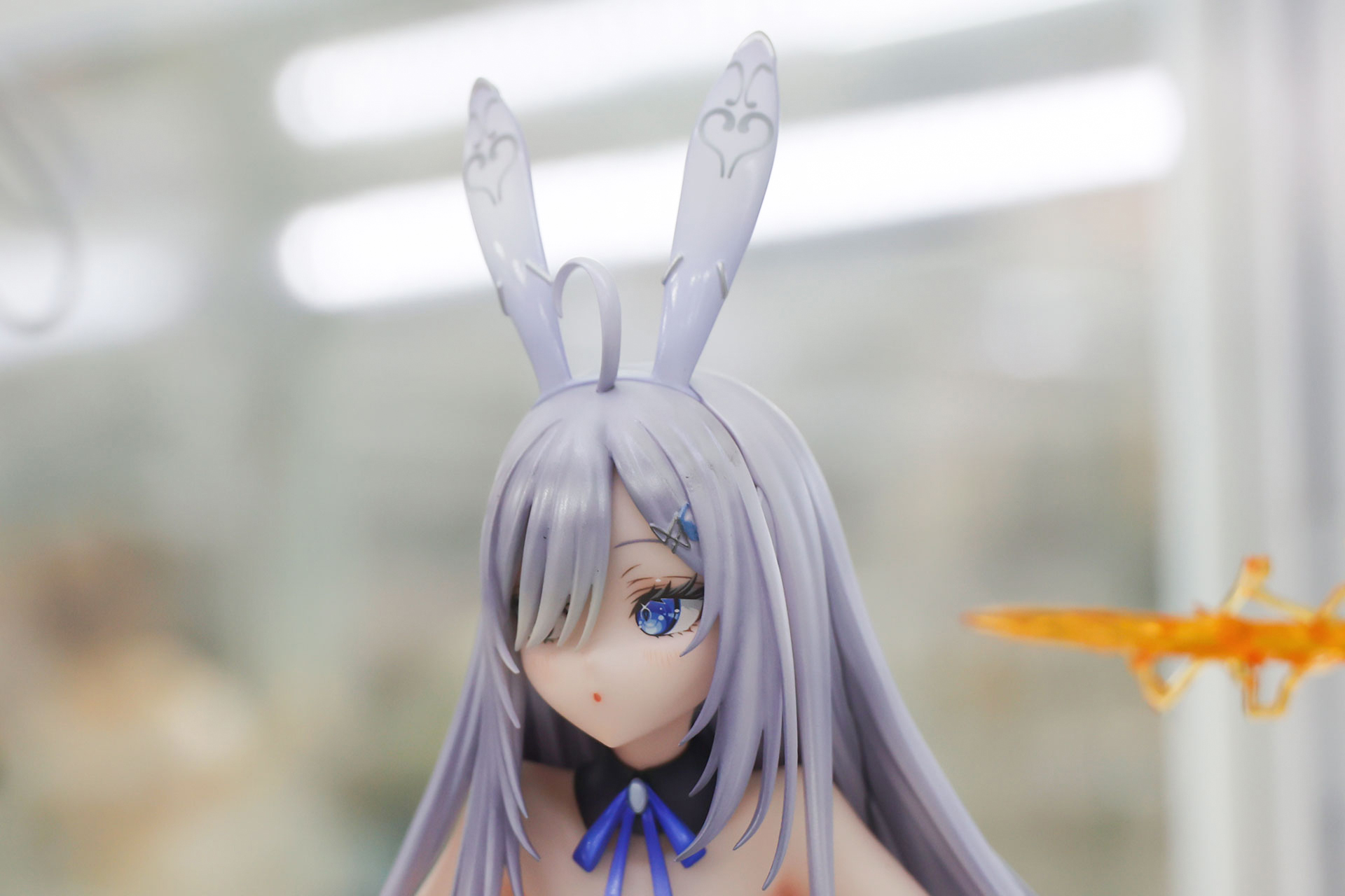 うさ耳部分も独特なデザインだ