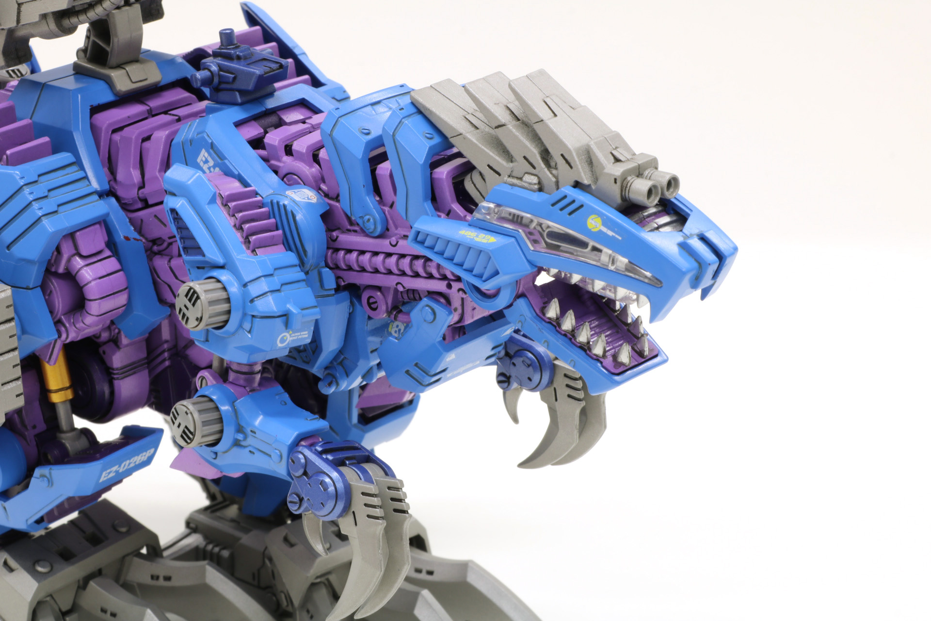 アニメイメージを再現したこだわりのカラーリング