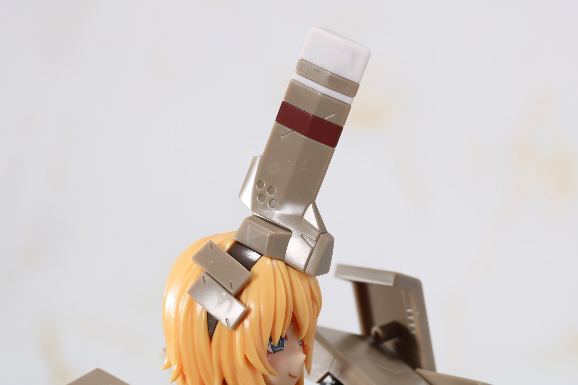 頭部のアンテナ