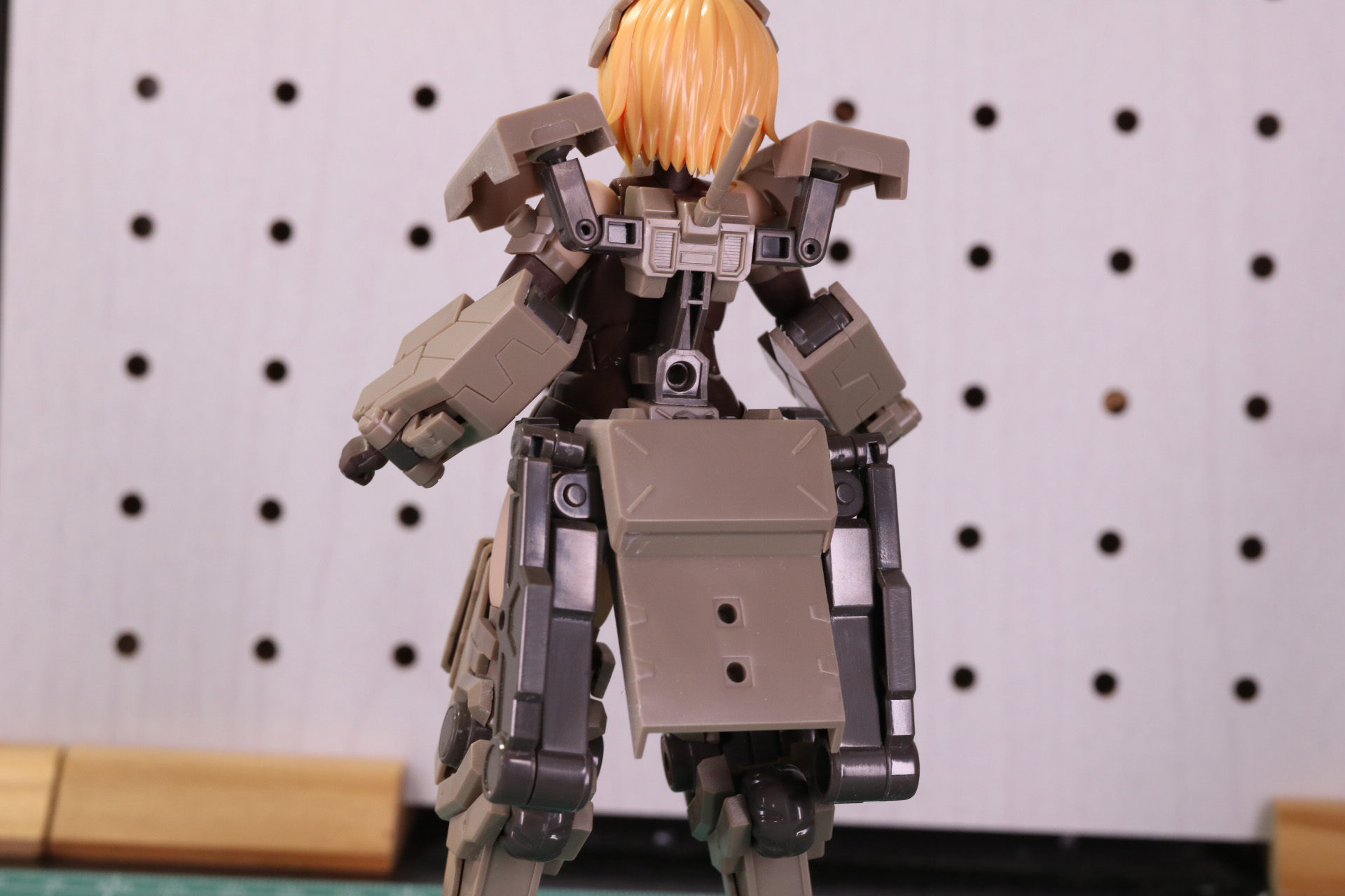 バックパック、腰部アーマー装着