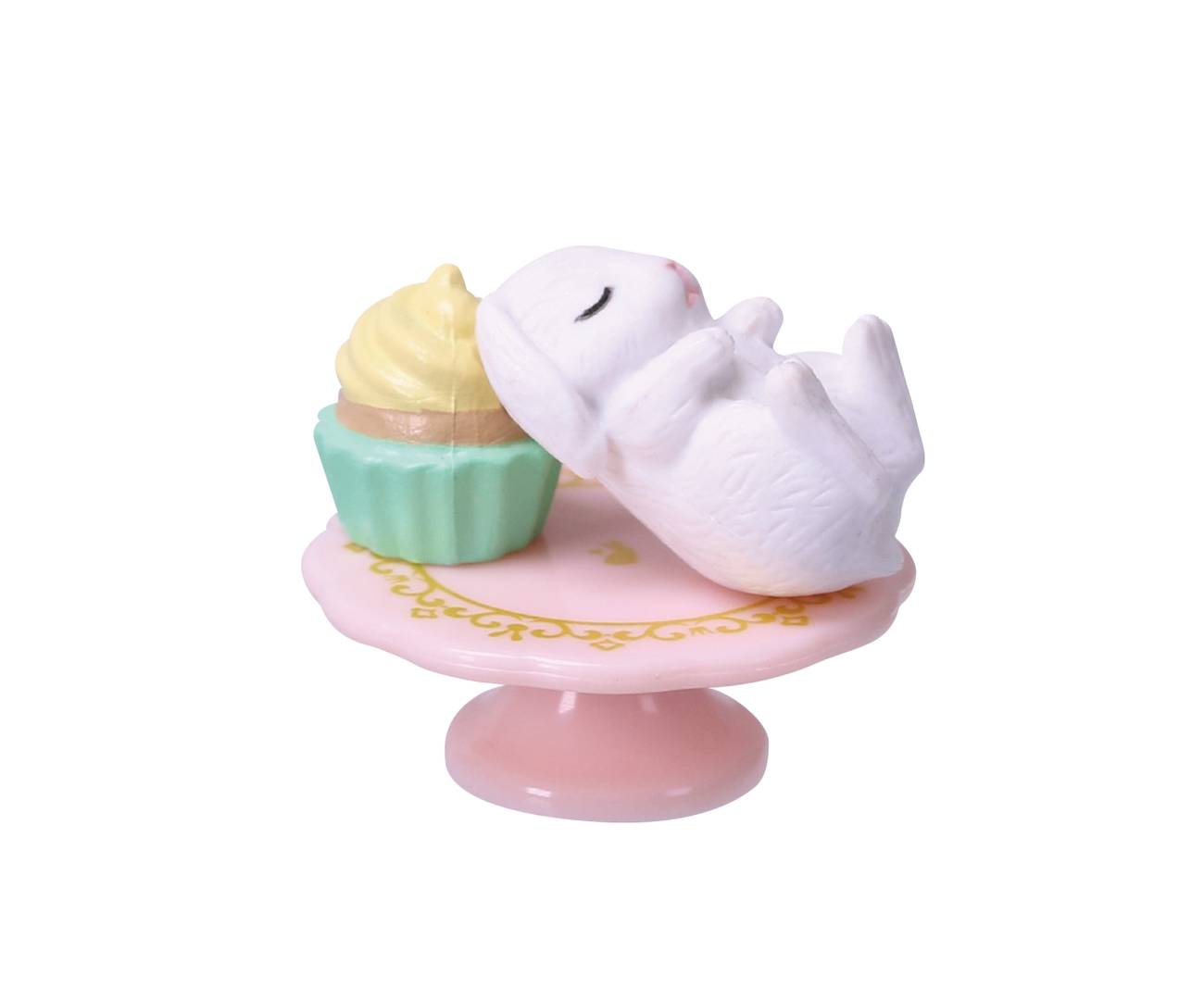 「カップケーキとホワイトうさぎ」