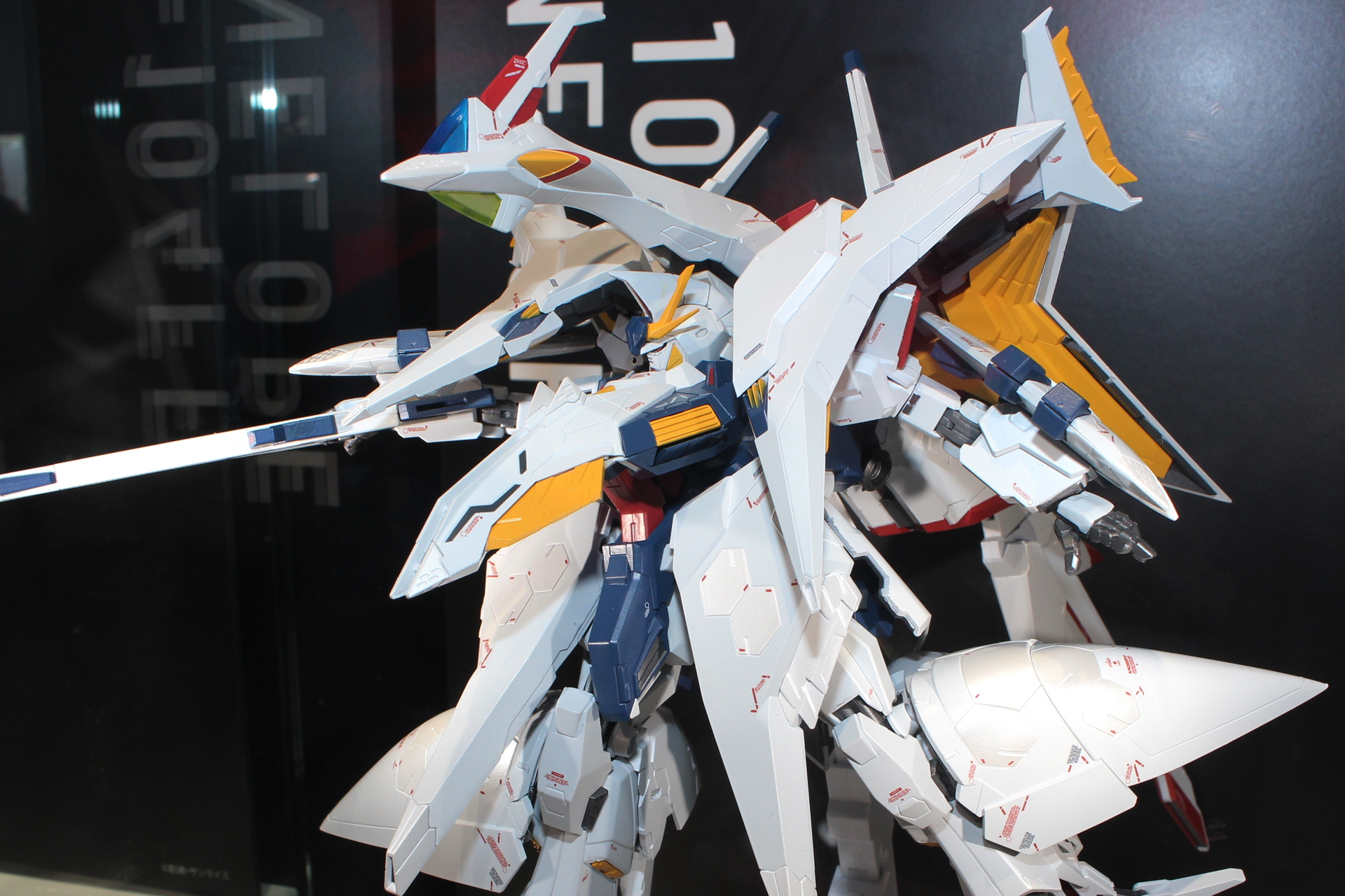 存在感のあるFFユニットを装備した機体、ペーネロペーを設定に忠実に立体化