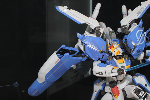 特別企画】新規パーツを備えた「METAL ROBOT魂（Ka signature） ＜SIDE