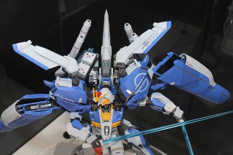 特別企画】新規パーツを備えた「METAL ROBOT魂（Ka signature） ＜SIDE