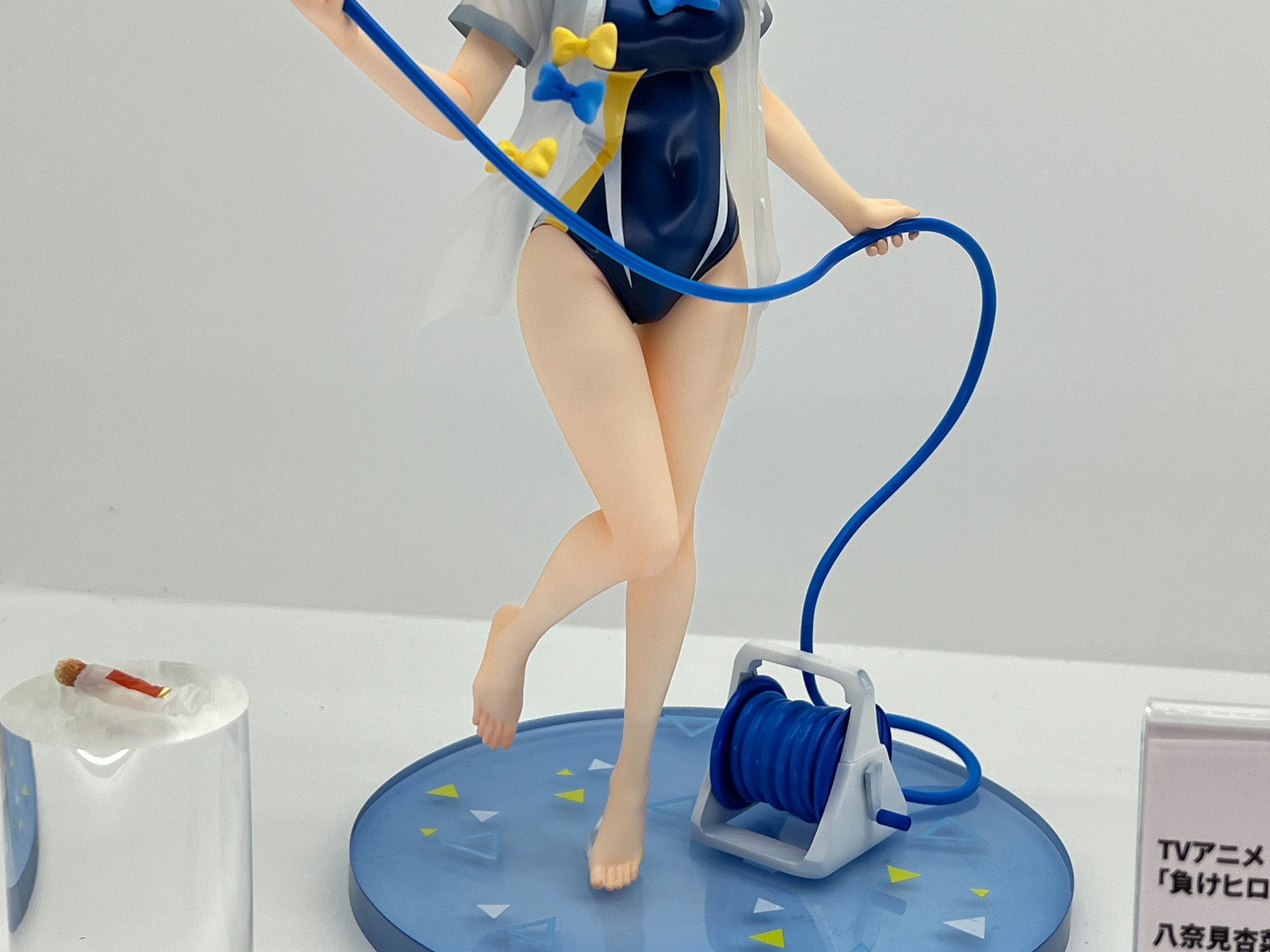 「負けヒロインが多すぎる」八奈見杏奈 スクール水着Ver.、11月発売予定。価格は19,800円