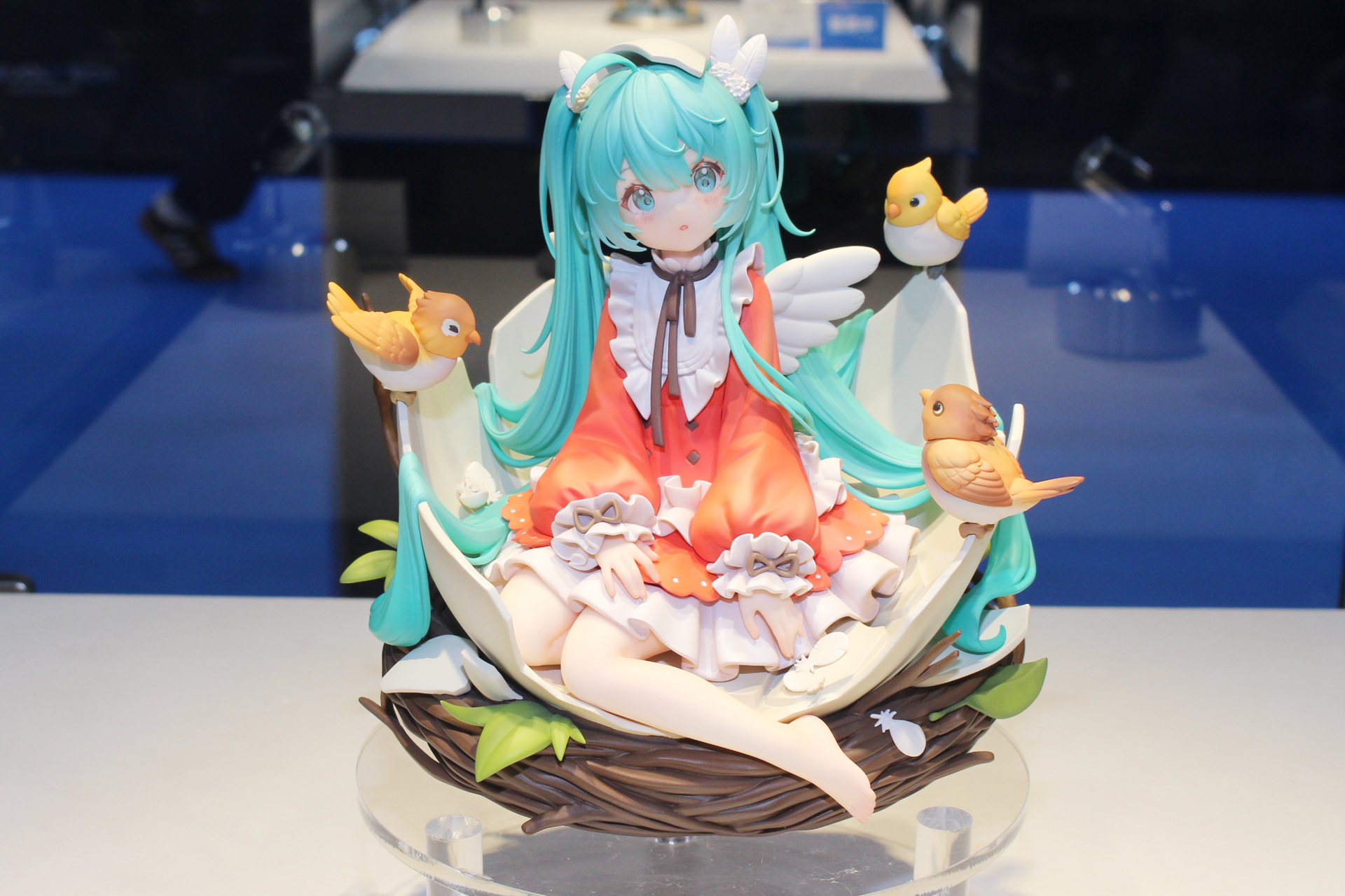 「1/7スケールフィギュア 初音ミク 小鳥Ver.」