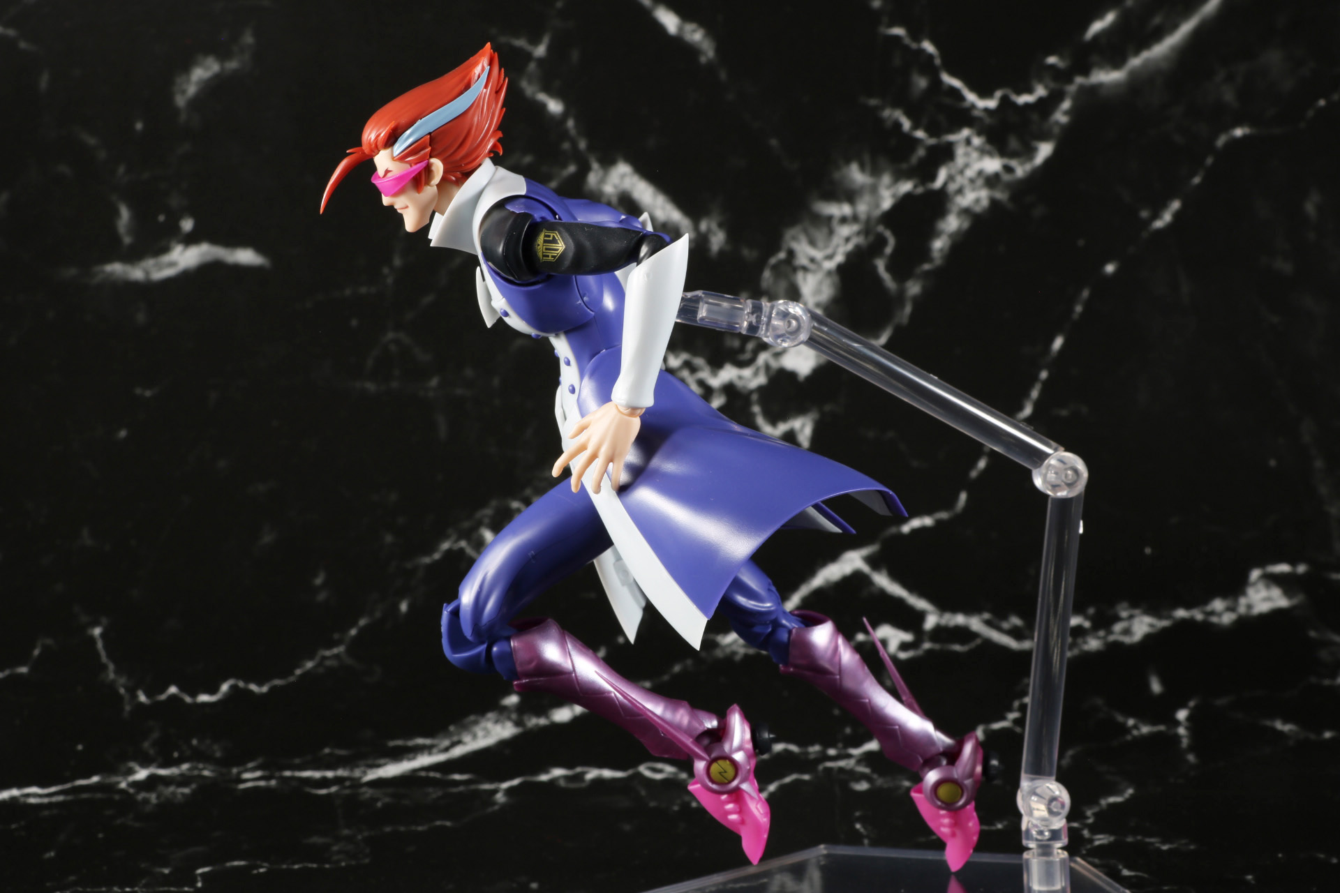 「お前に足りないものは、それは、情熱思想理念頭脳気品優雅さ勤勉さ、そして何よりもおおお！」