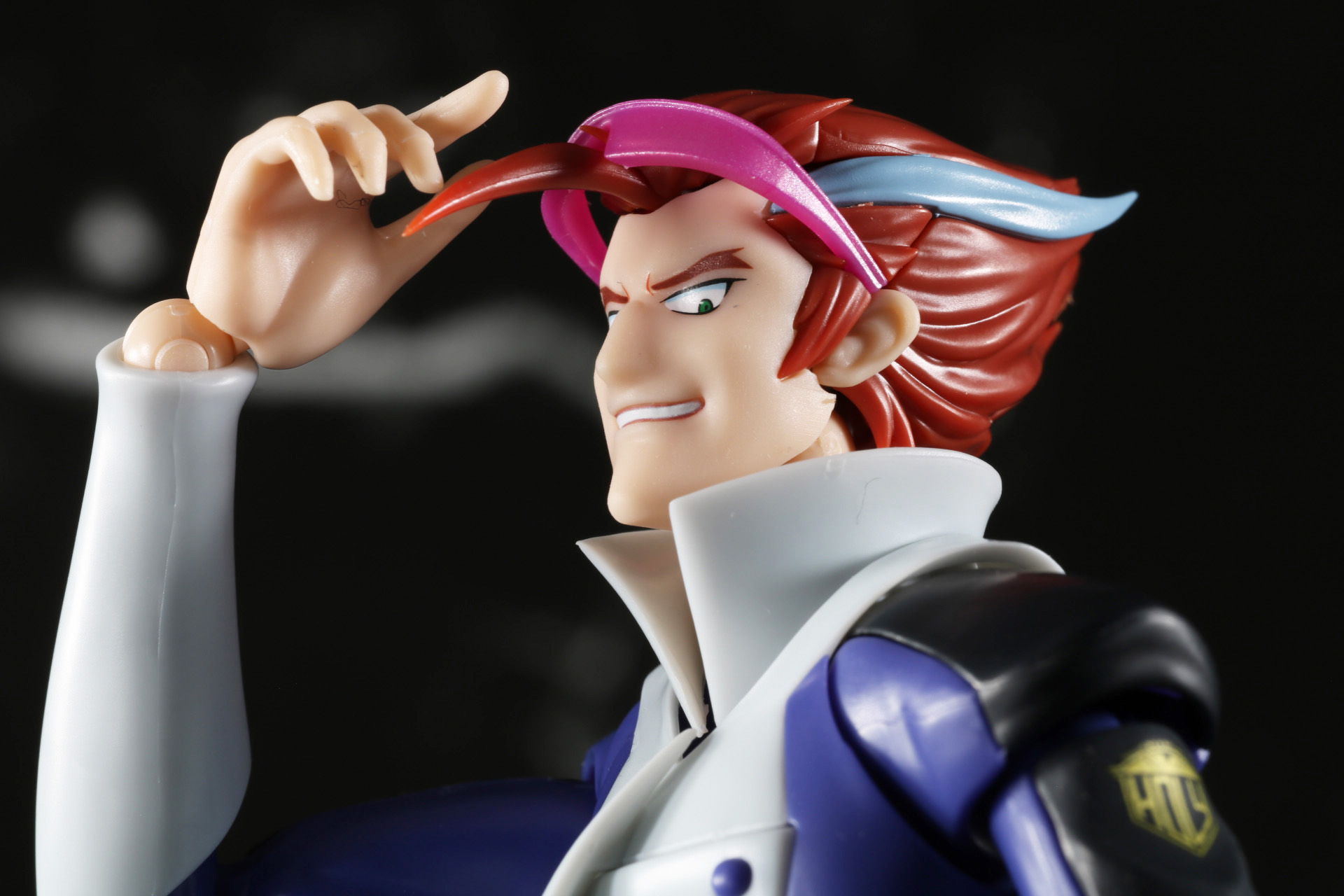 水転写デカールの目を使用することで「合ってるでしょ？」の名シーンも再現できる。