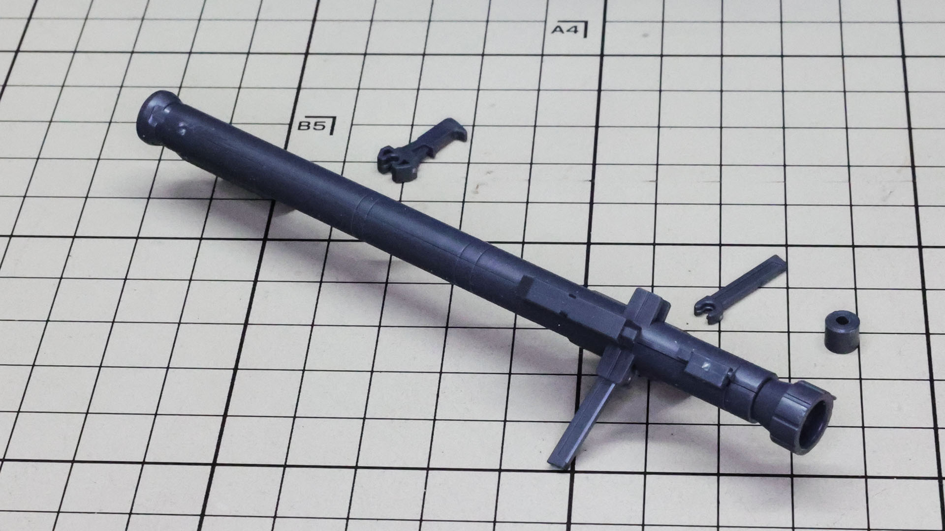 バズーカも組み合わせてグリップ類を取り付けるだけです