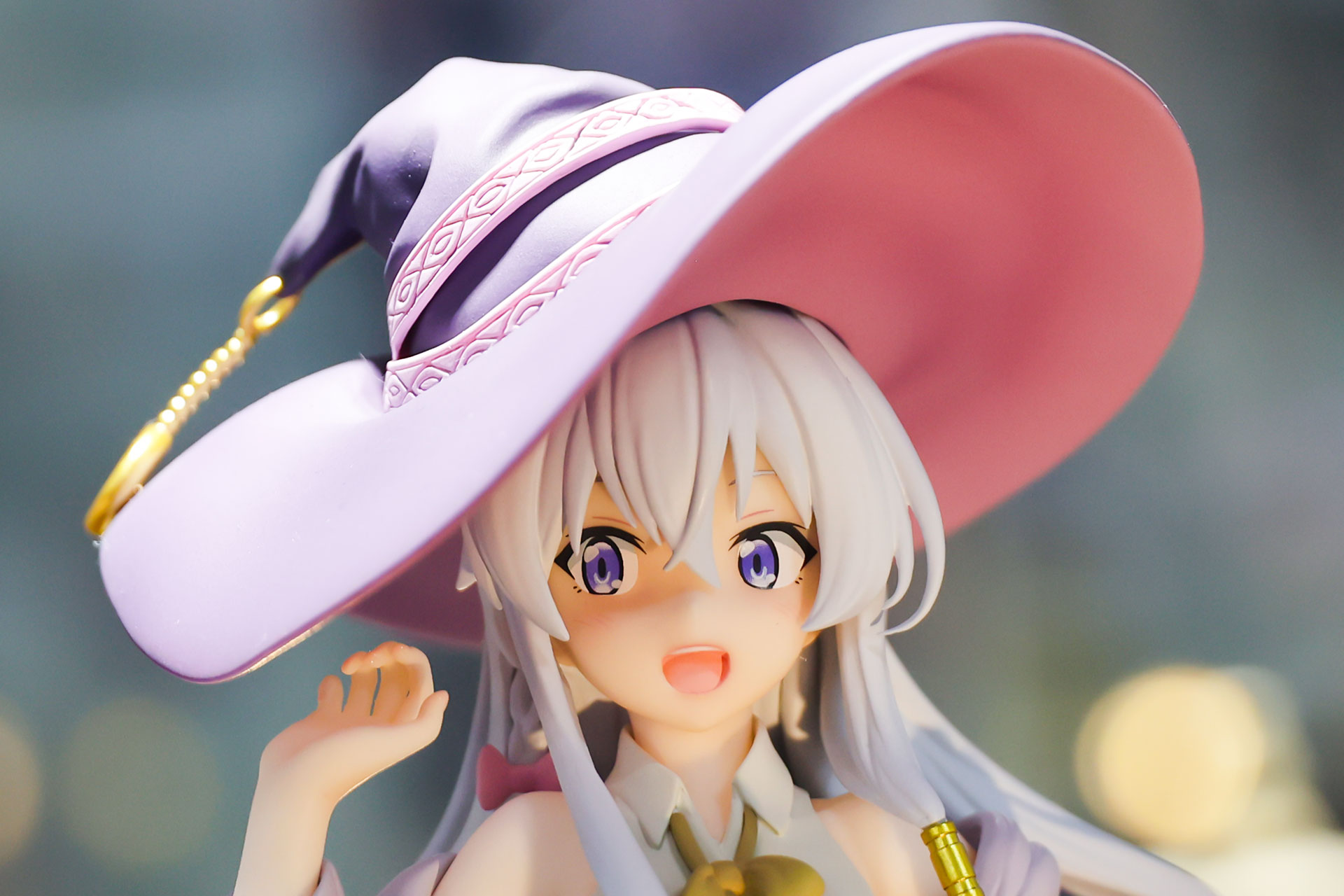 キュートな表情をしたイレイナ