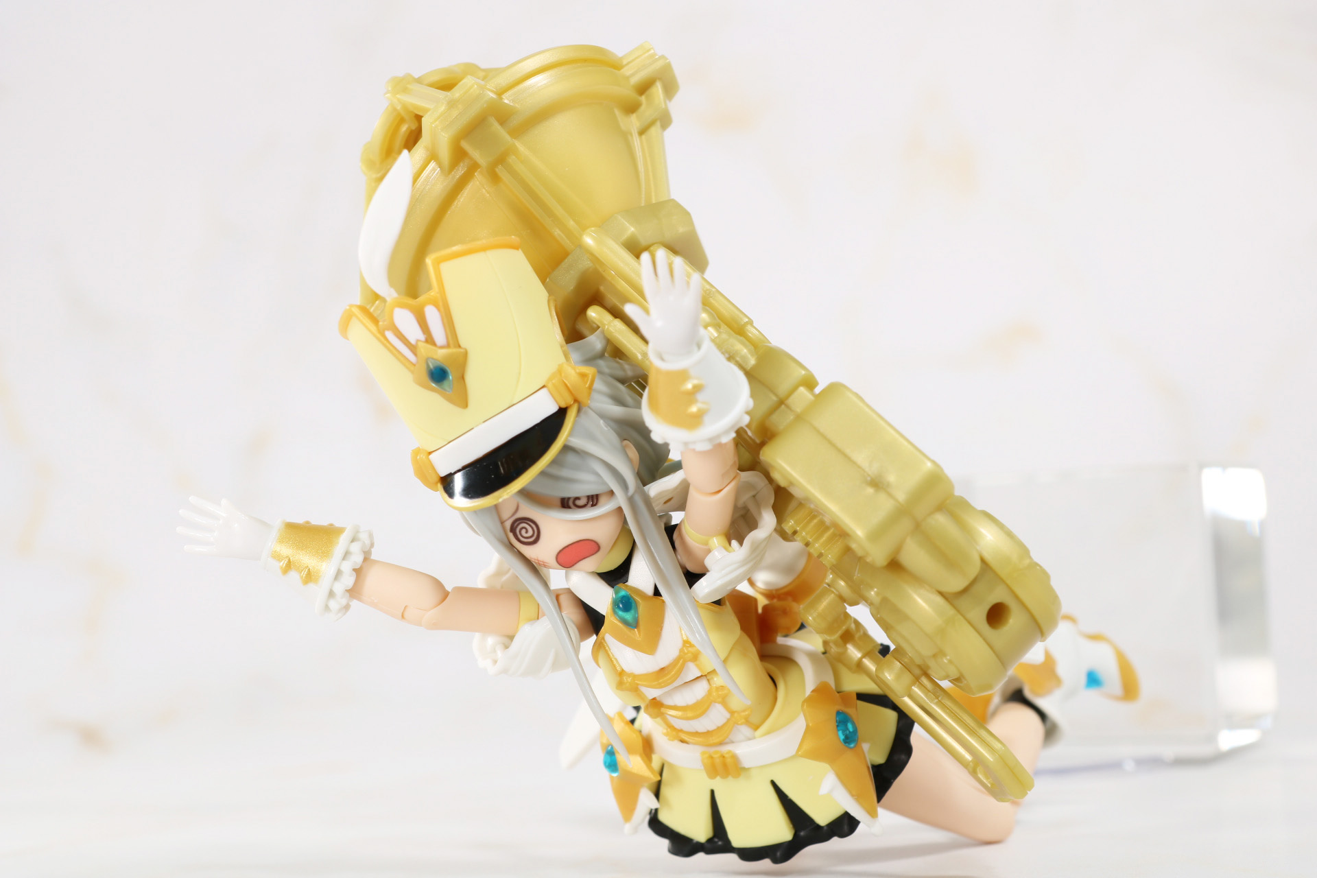 初回生産特典フェイスパーツではコミカルな表現も楽しめる