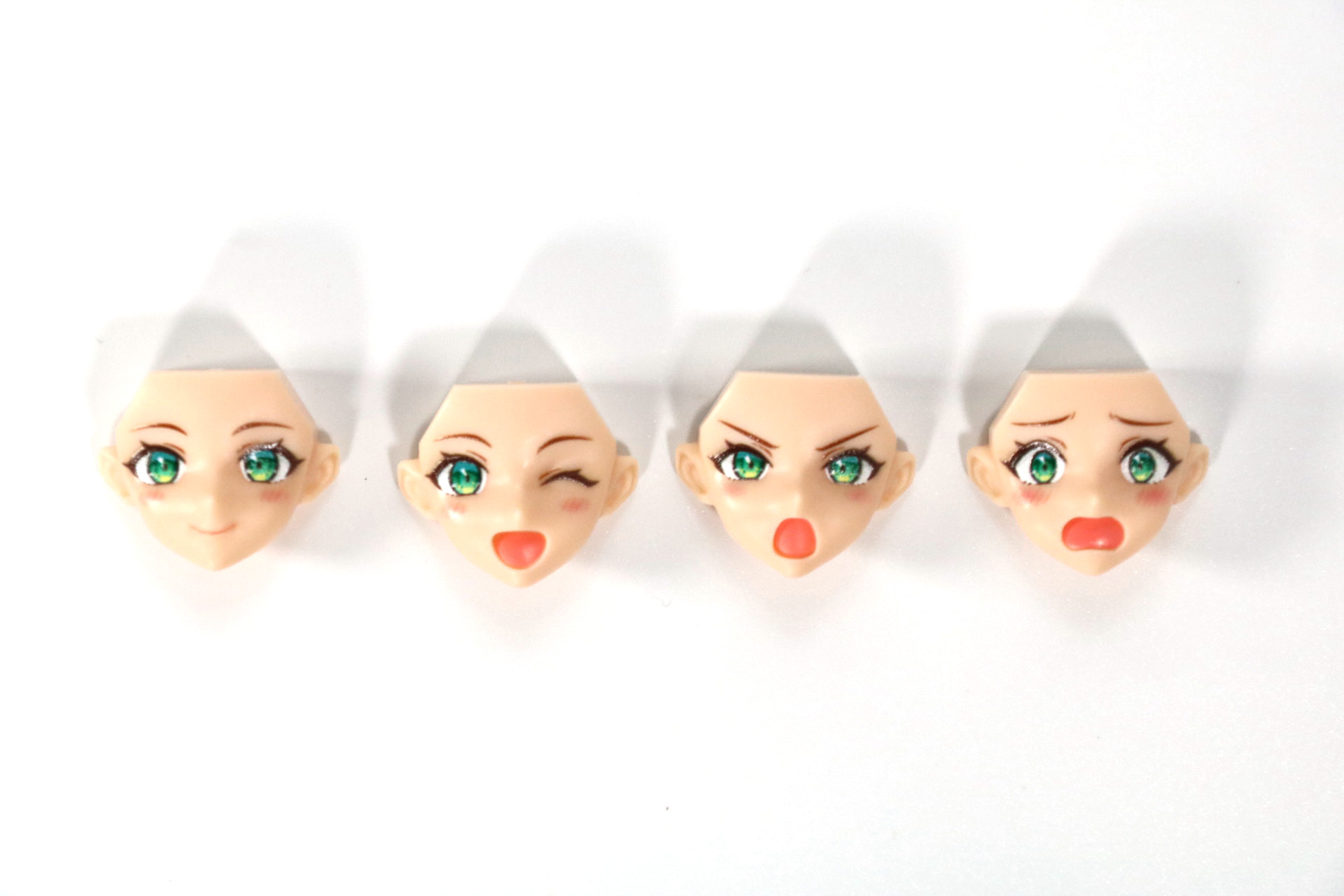 水転写デカール、表情印刷済みフェイスパーツ4種