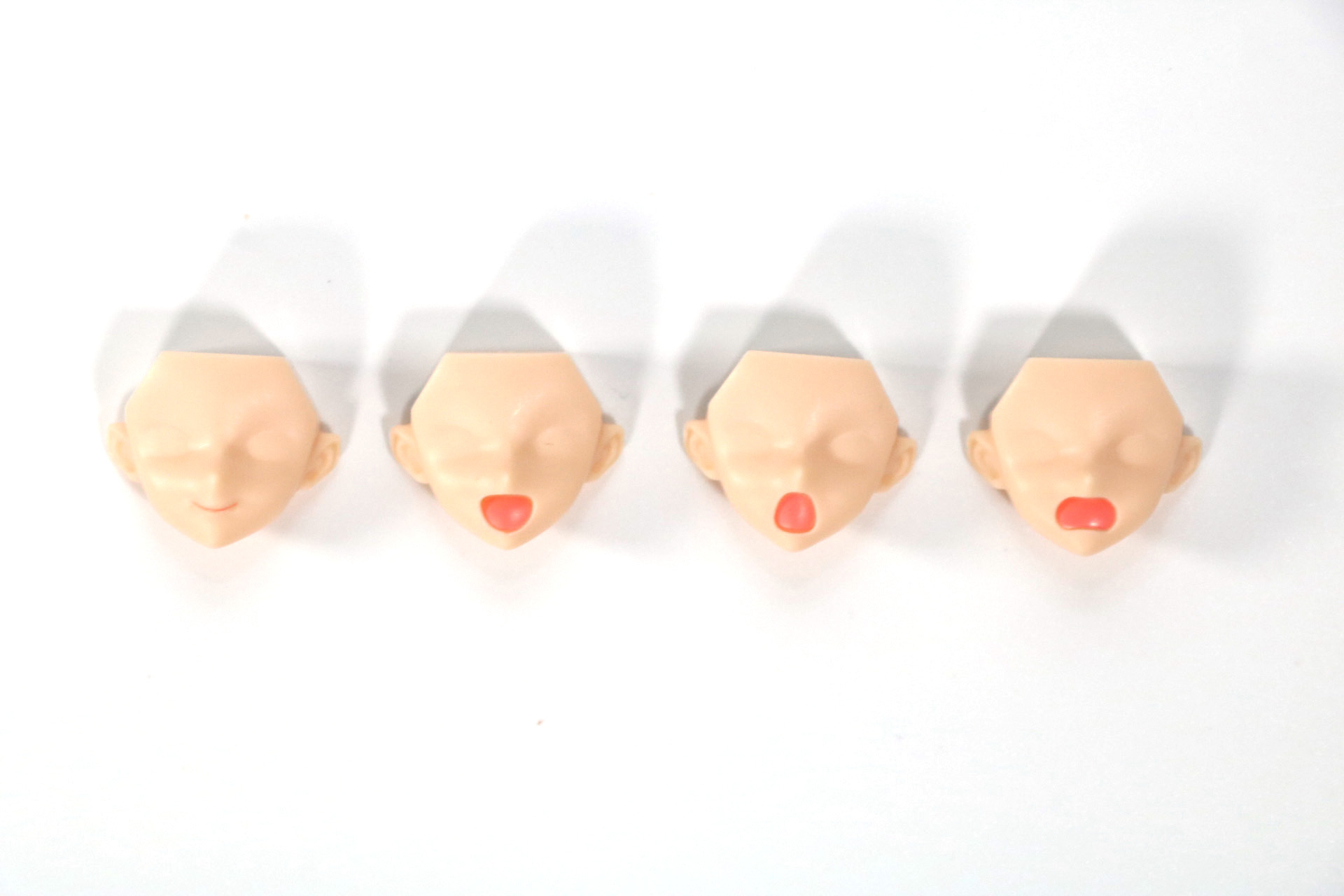 デカール用フェイスパーツ4種、取扱説明書